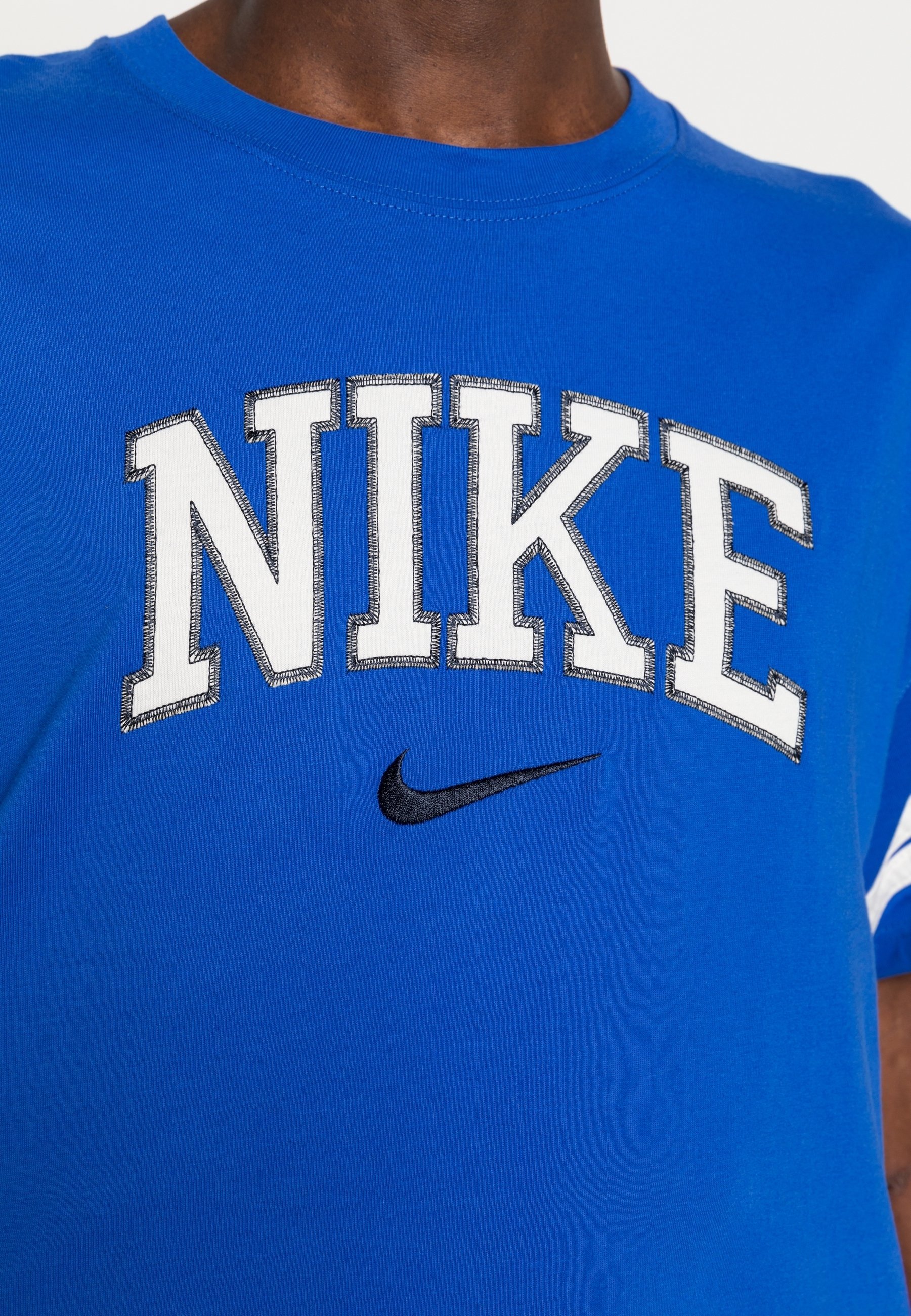 Nike Sportswear T-shirt met print - koningsblauw