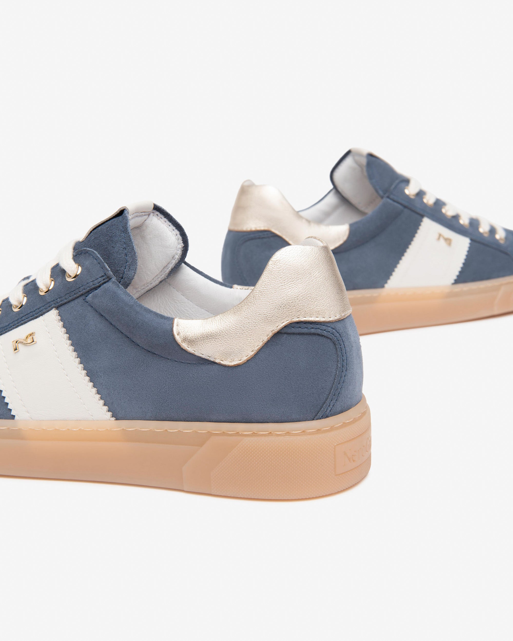  Damen-Sneaker aus Wildleder und Leder