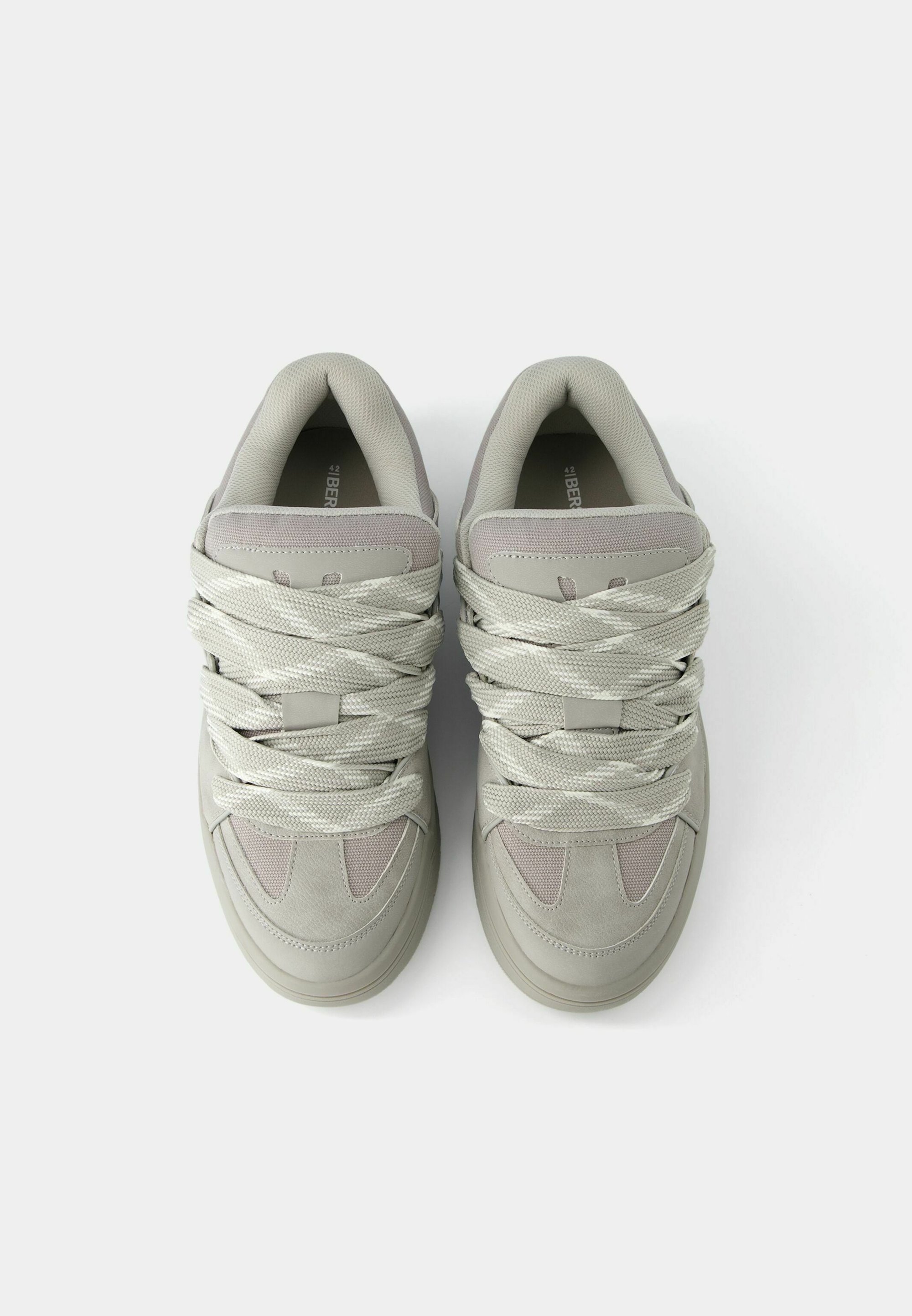 Bershka skateschoenen - grijs