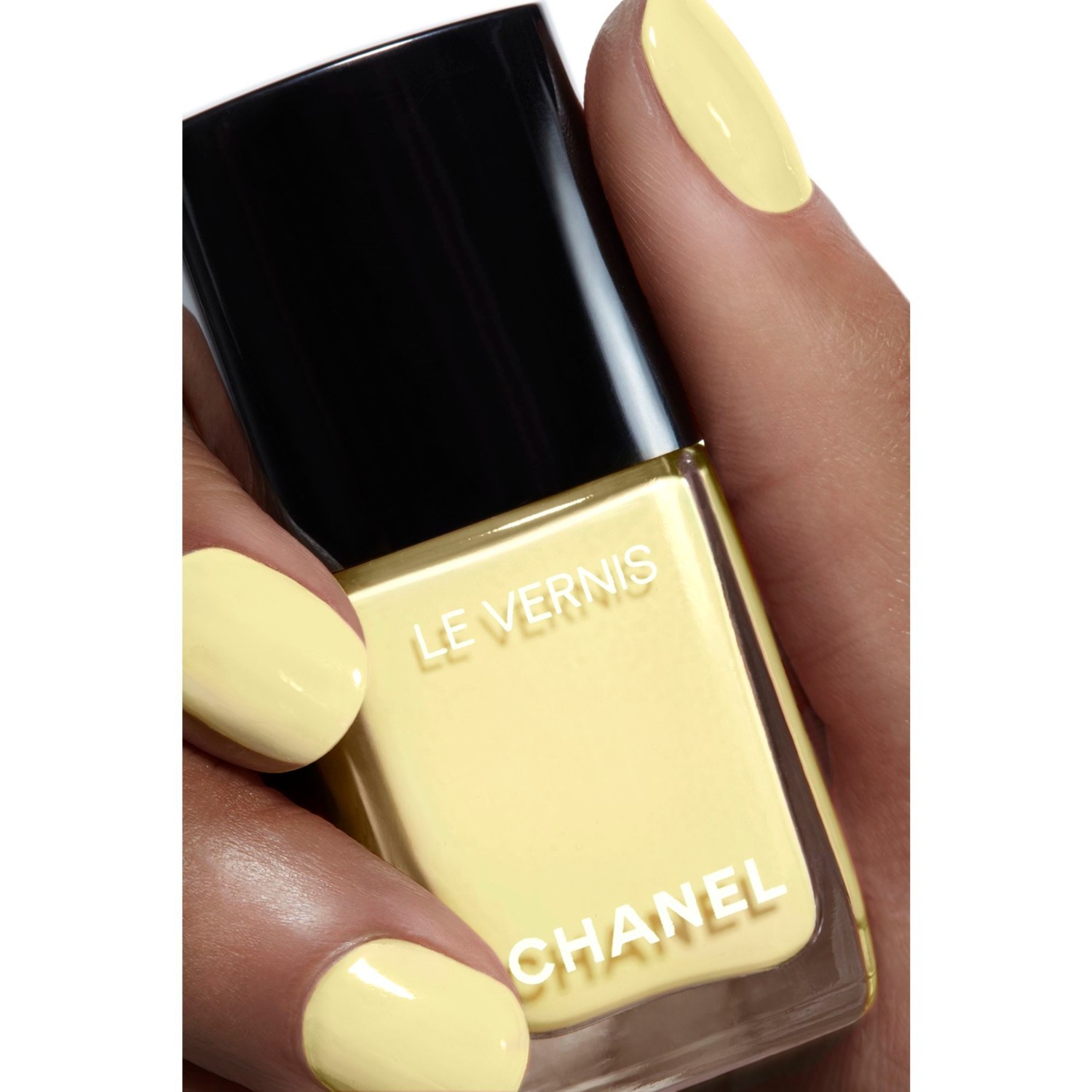 CHANEL lak za nokte LE VERNIS DUGOTRAJNA BOJA I SJAJ - 13 ml
