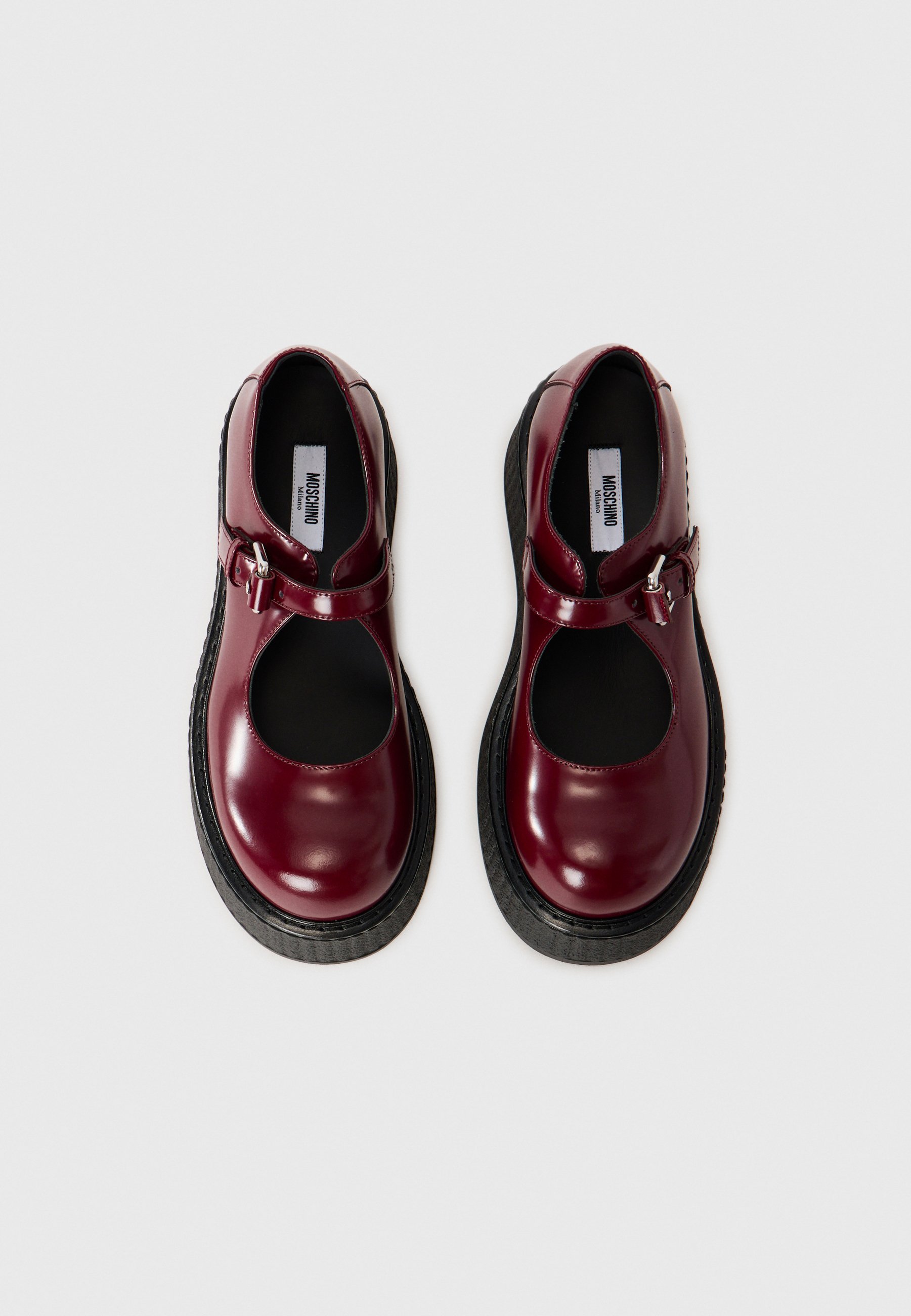 MOSCHINO Slip-ons - vino