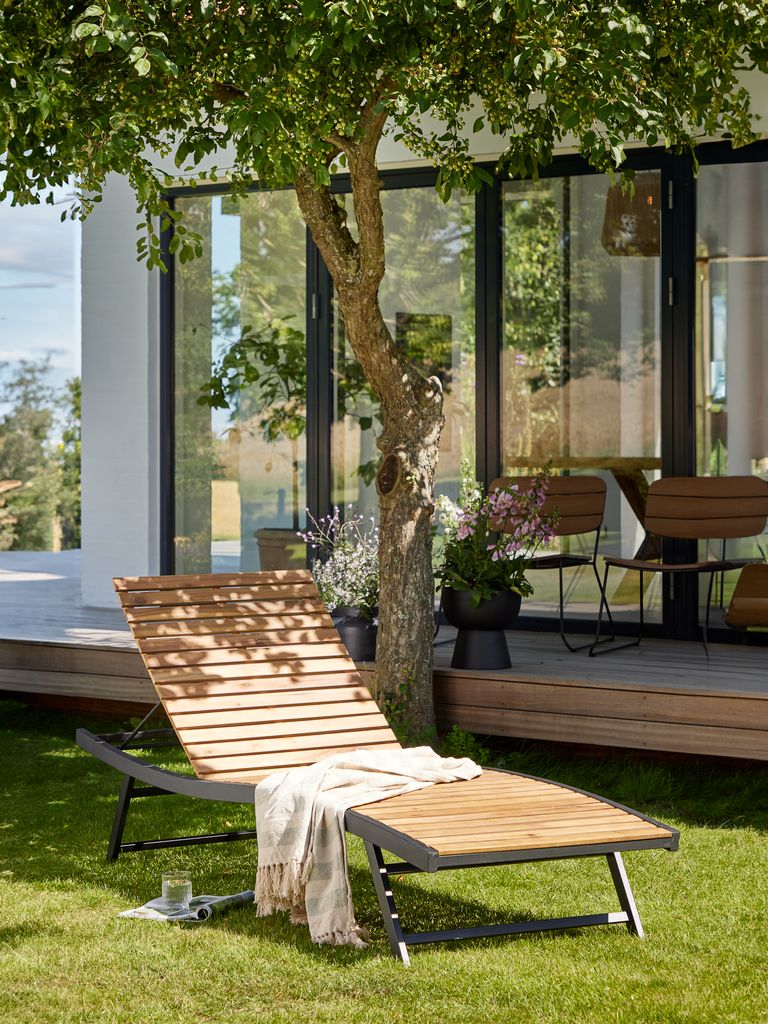 Solárium BAGMARKEN BAGMARKEN Š70xD200 tvrdé drevo