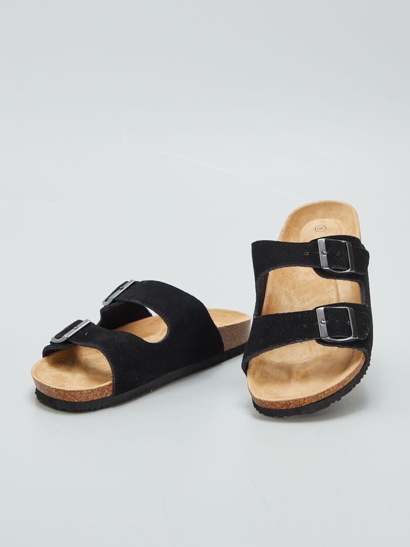 Mules com fivelas de metal - PRETO