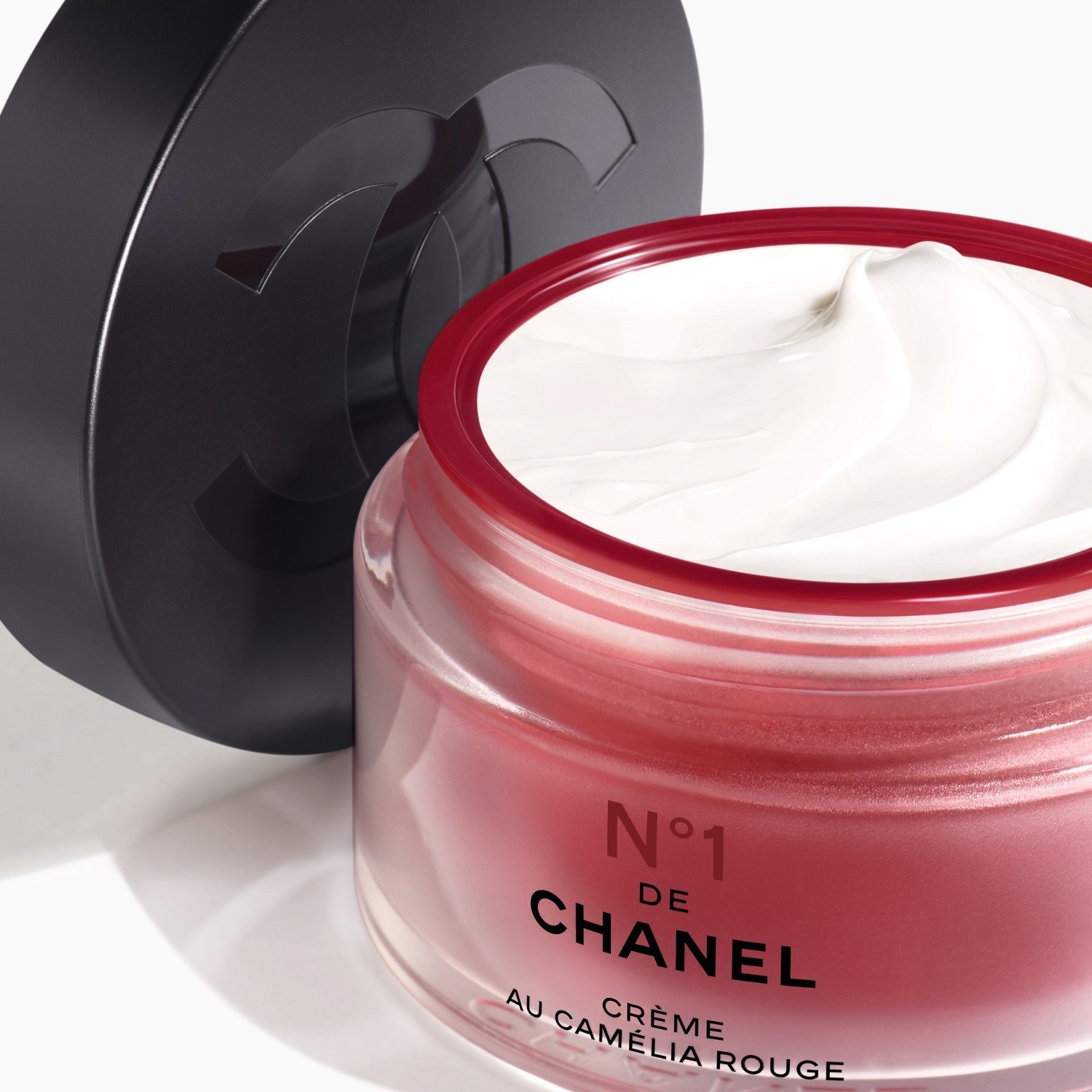 CHANEL veido kremas Nr. 1 DE CHANEL CAMEL RED CRÈME - 50 g