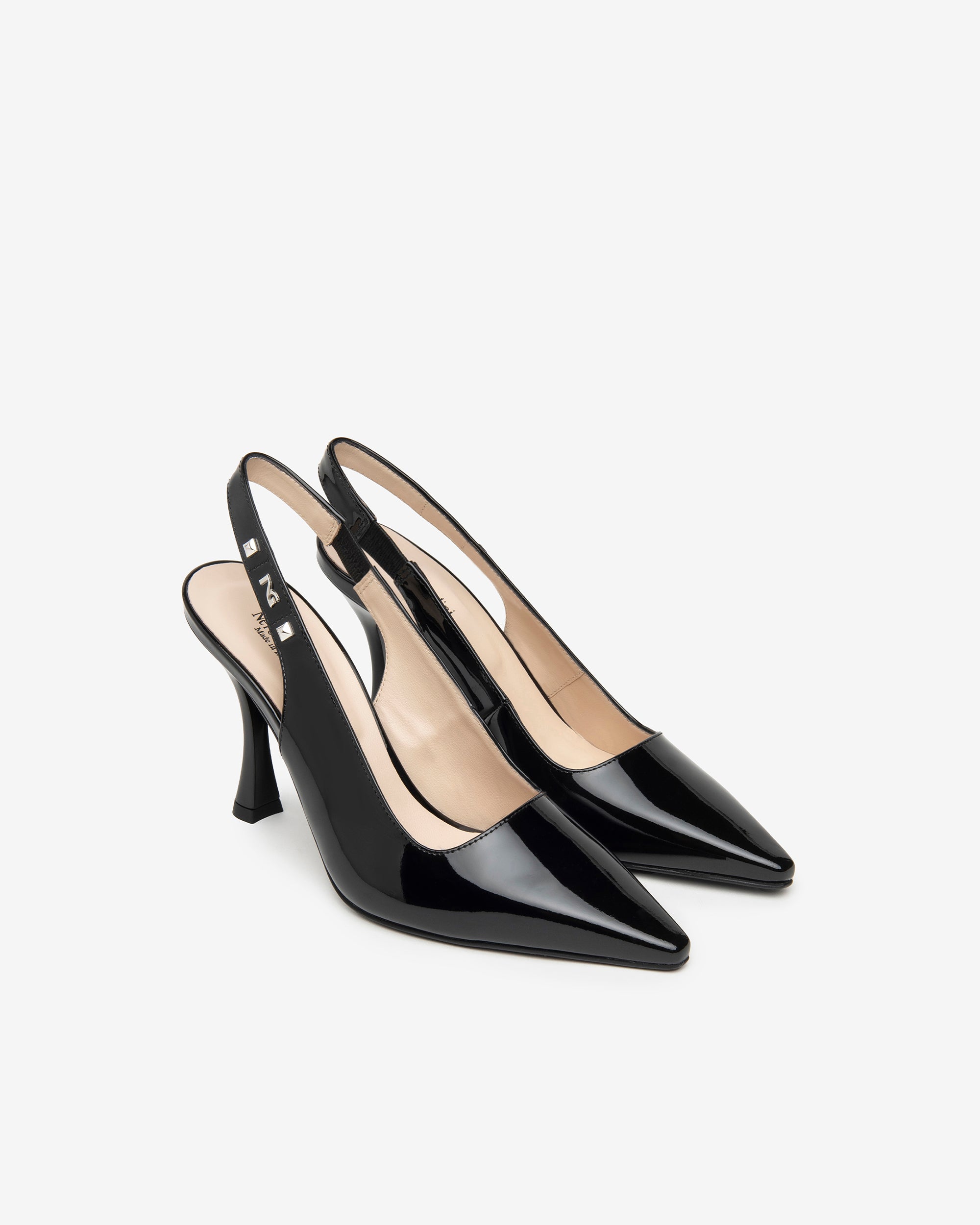  Damen-Pumps aus Lackleder