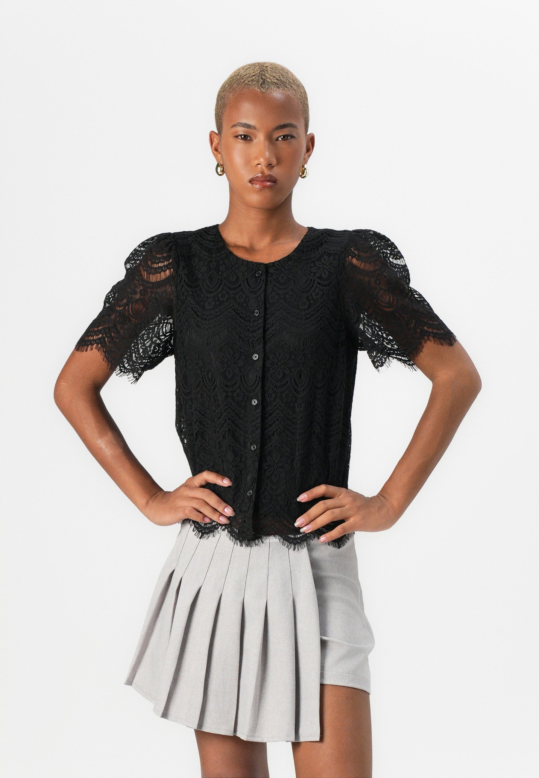 VILA VINOVERA O-NECK - Halenka s knoflíky - black