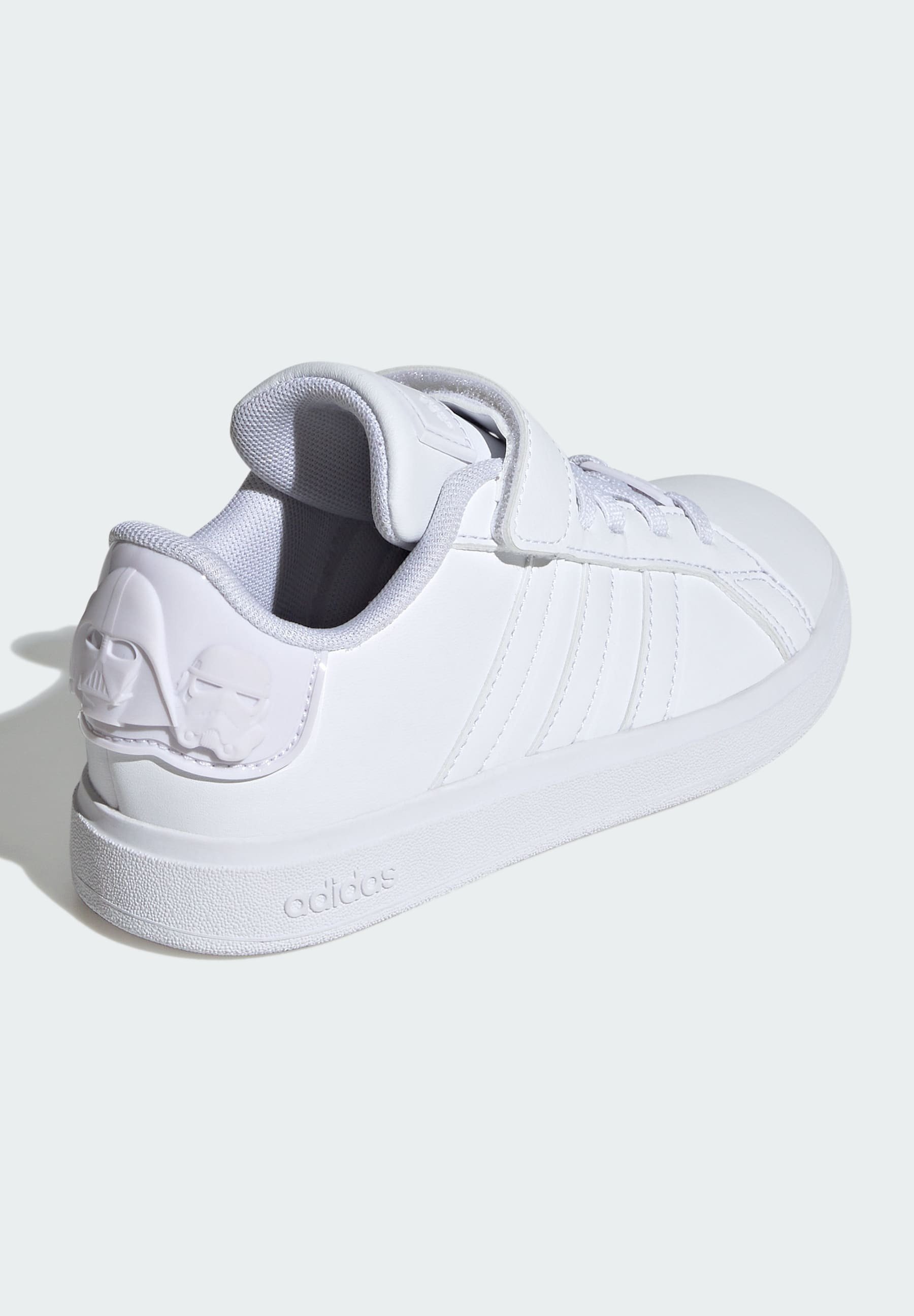 adidas Sportswear STAR WARS GRAND COURT 2.0 KIDS - Scarpe da allenamento - bianco nuvola bianco nuvola bianco nuvola
