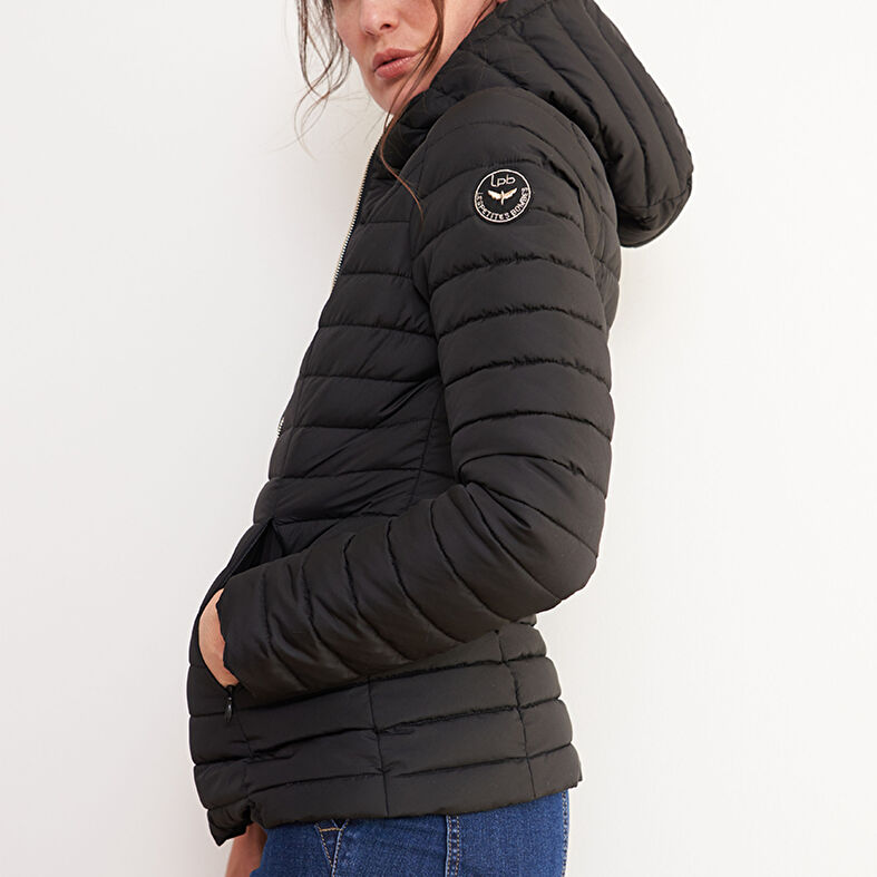 Cappotto nero da donna