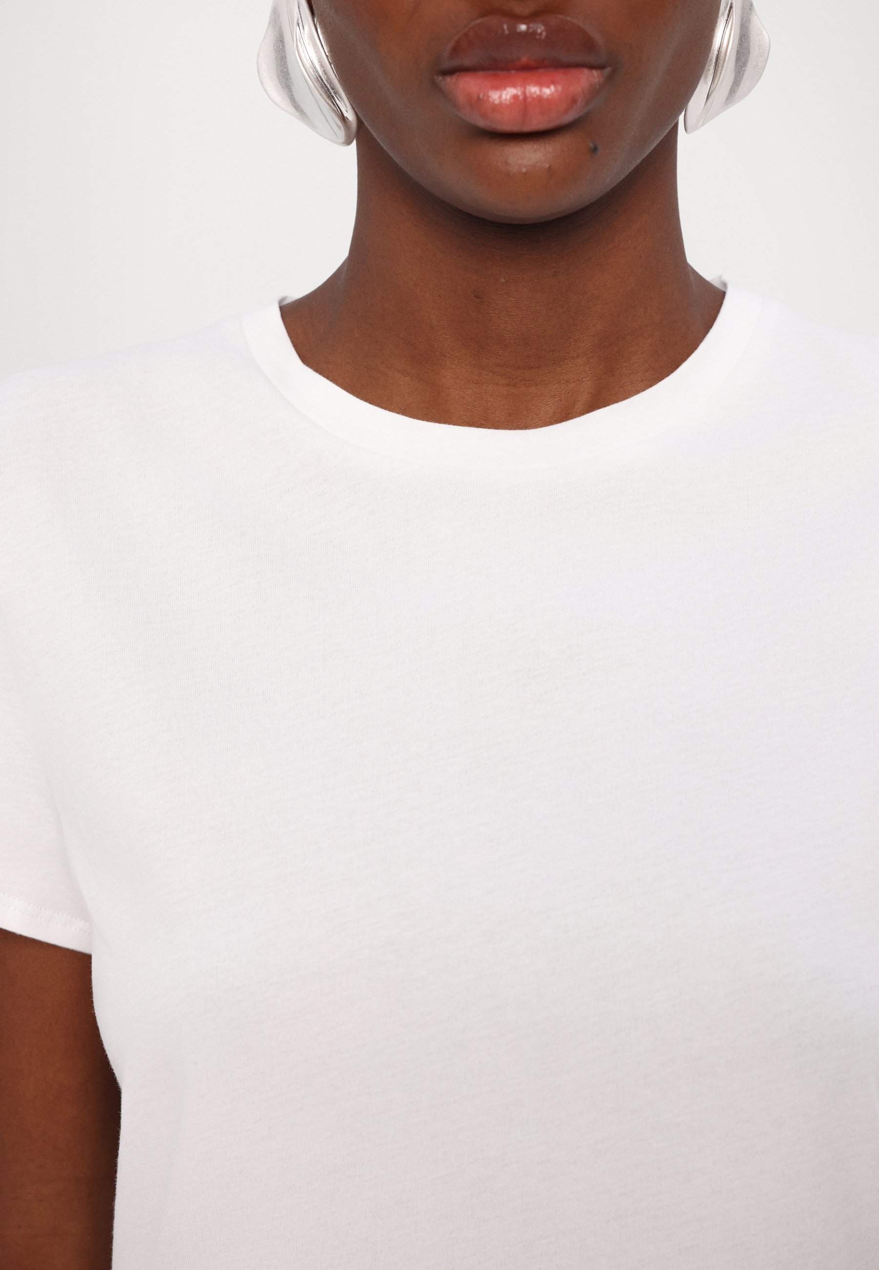 Filippa K SOFT TEE - Basic T-shirt - wit