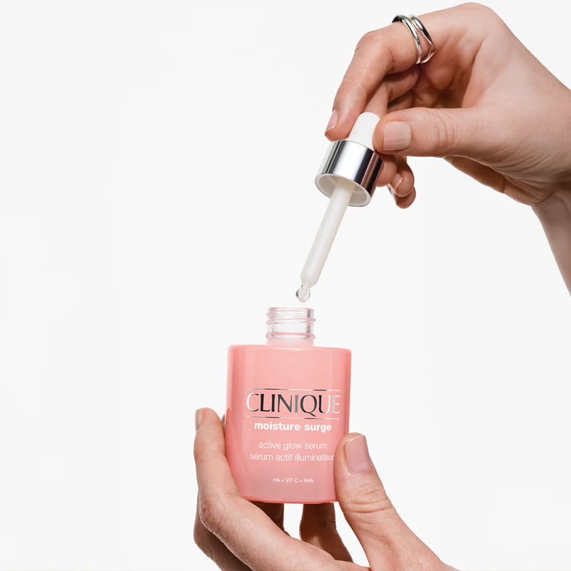 Regenerační a rozjasňující sérum Clinique Moisture Surge™ Active Glow Serum