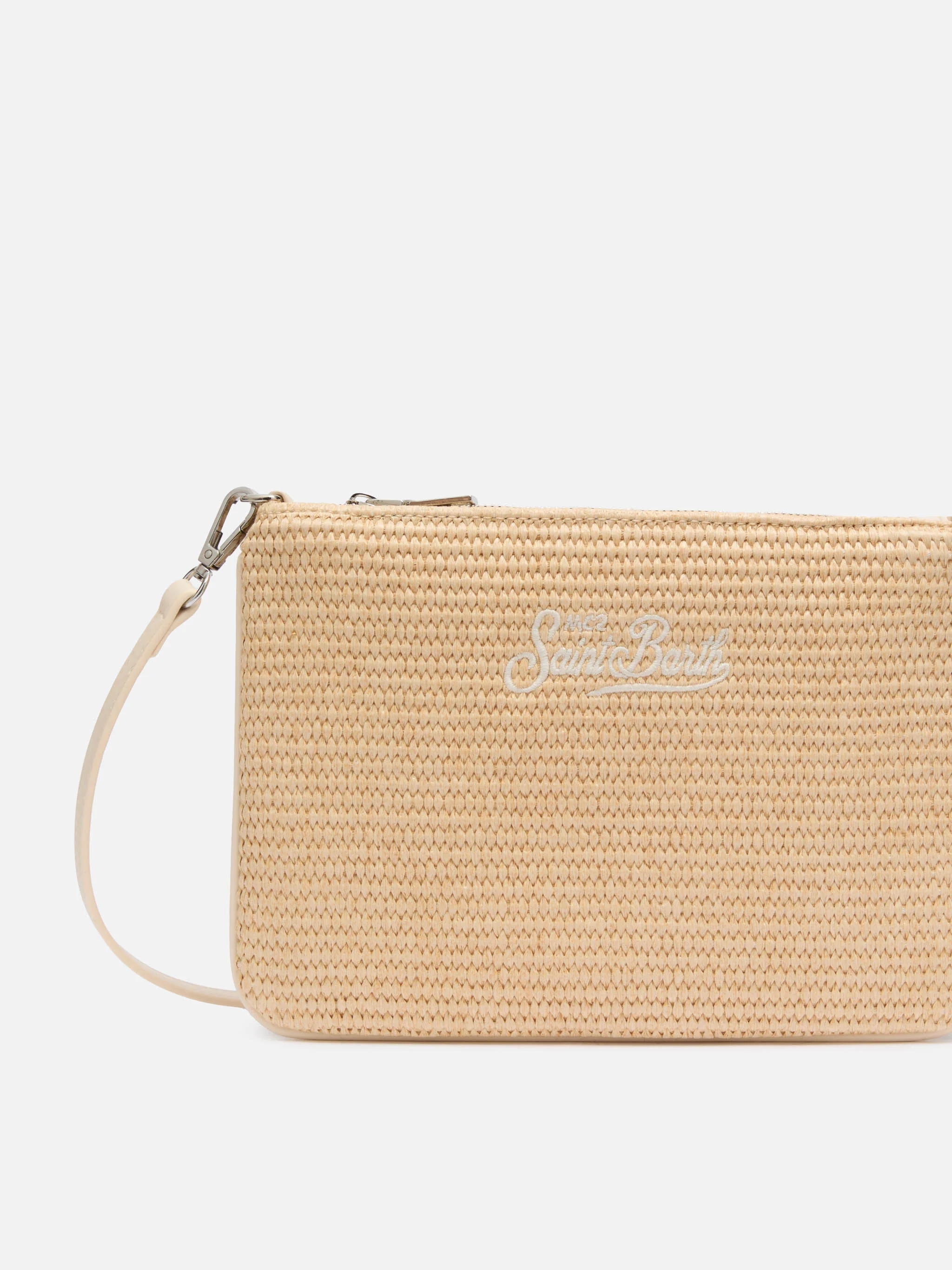 Parijse clutch met stro-effect en geborduurd logo.