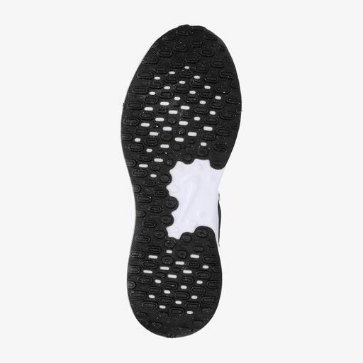 Nike Revolution 7
