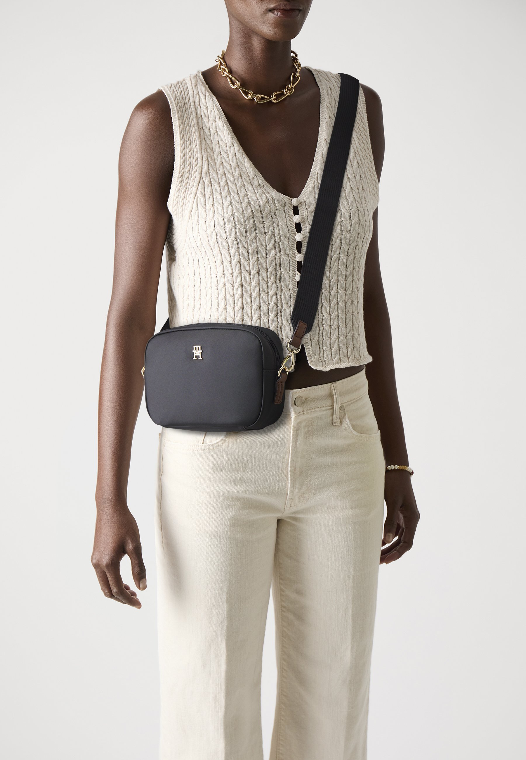 Tommy Hilfiger POPETTE - Cameratas - zwart