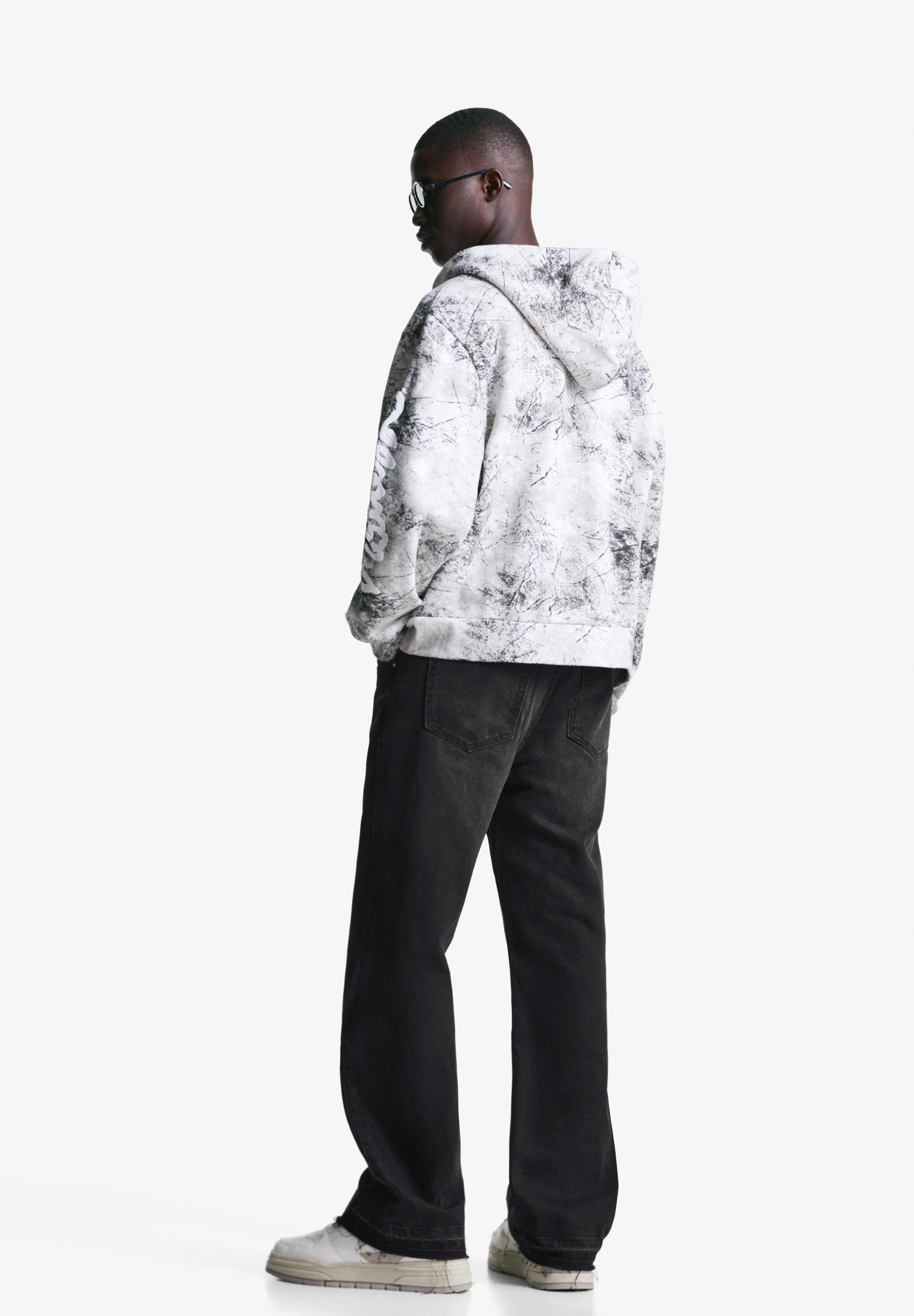 Bershka Straight Leg Jeans - Schwarz