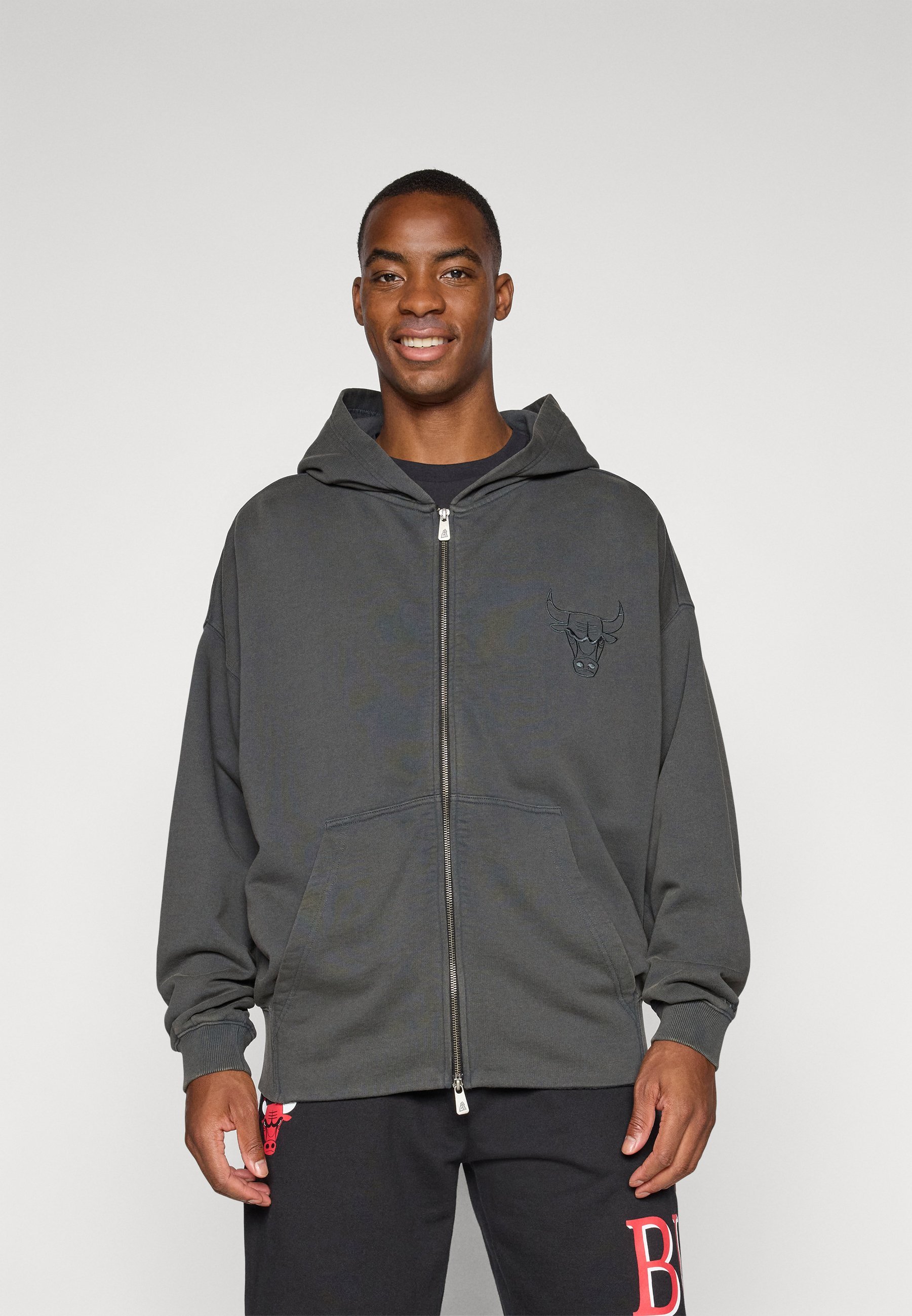 New Era NBA CHICAGO BULLS WASHED FULL ZIP - Vêtements de club - gris