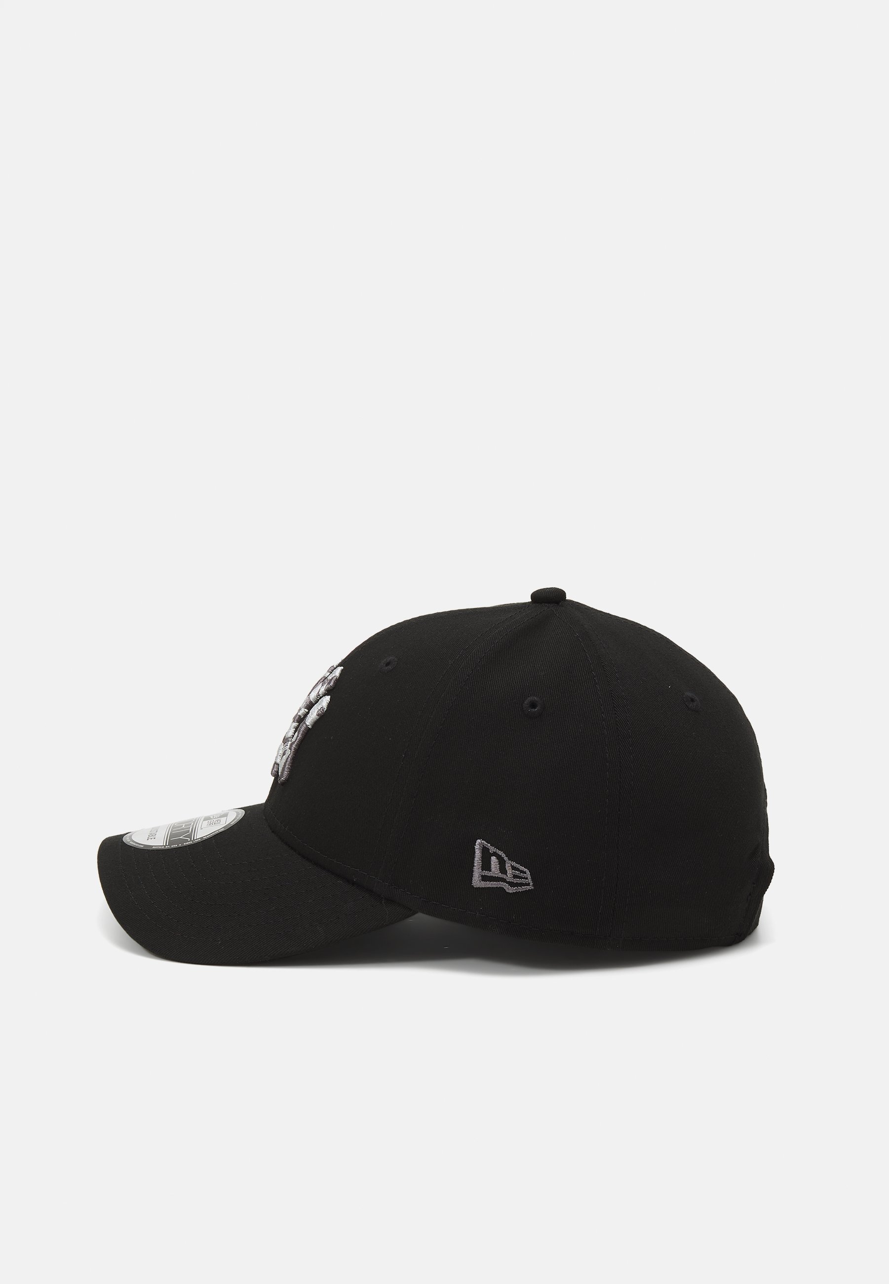New Era petten