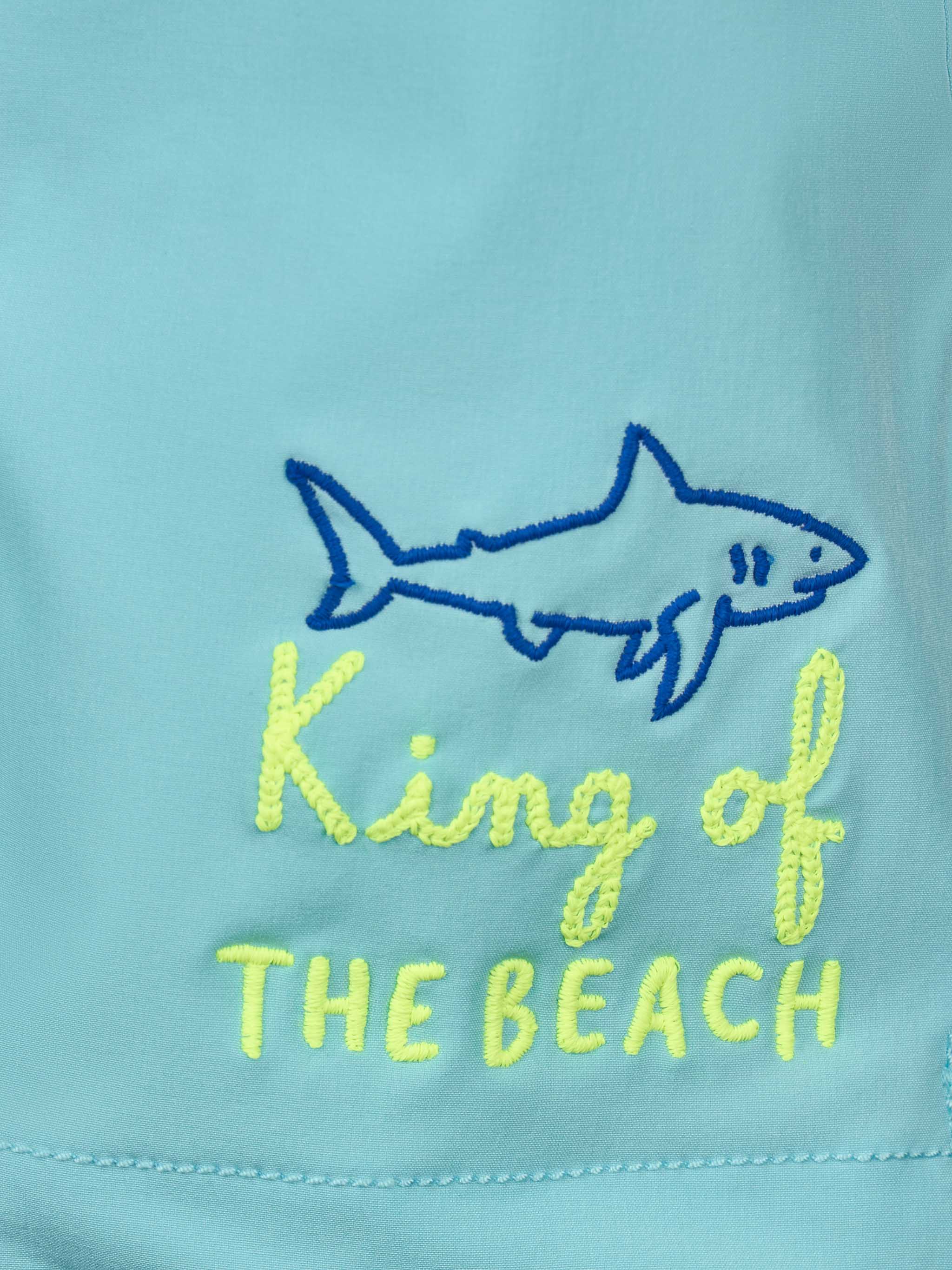 King of the Beach Comfort geborduurd zwempak voor jongens