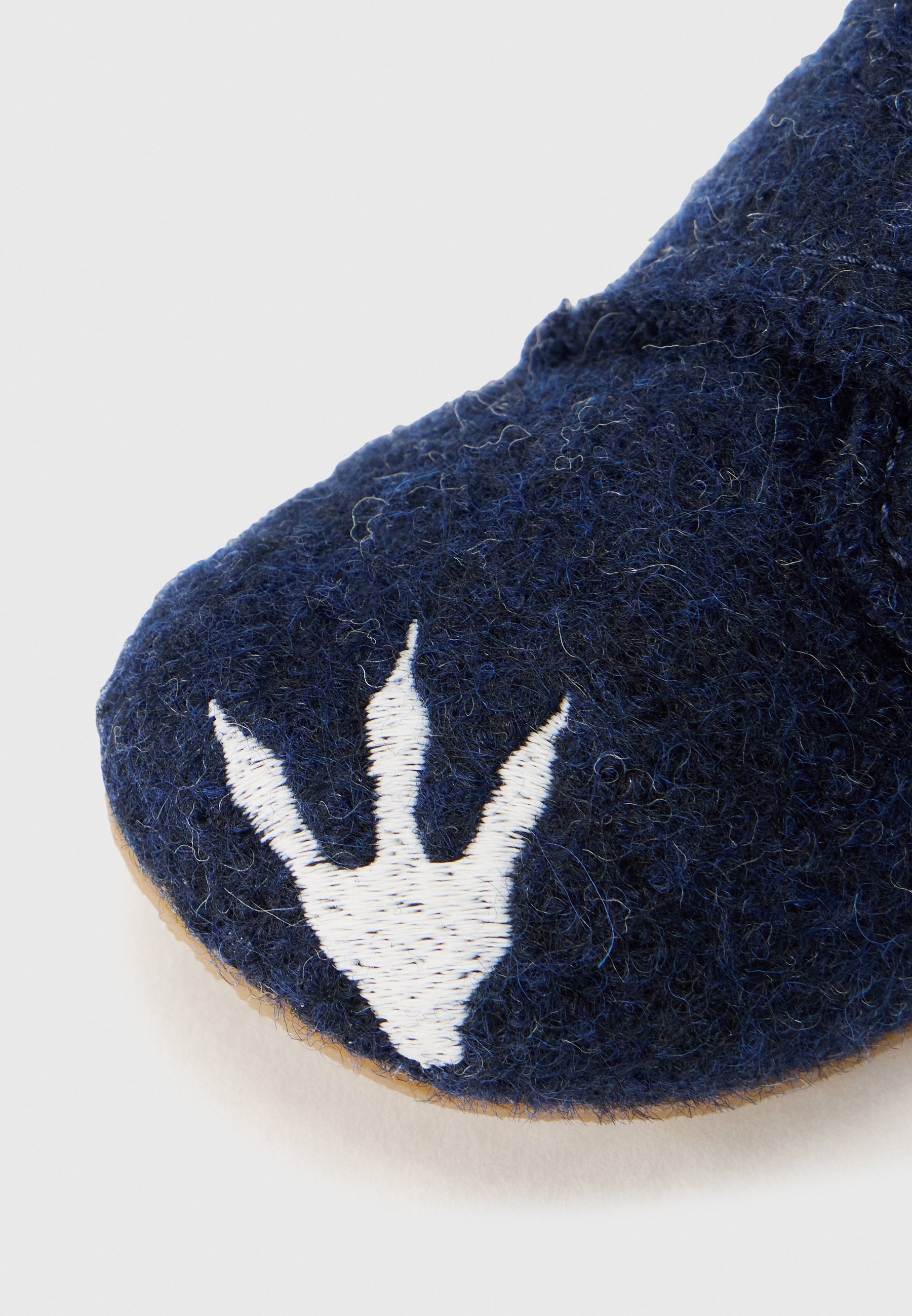 Living Kitzbühel T REX GLOW IN THE DARK - Slippers - nachtblau