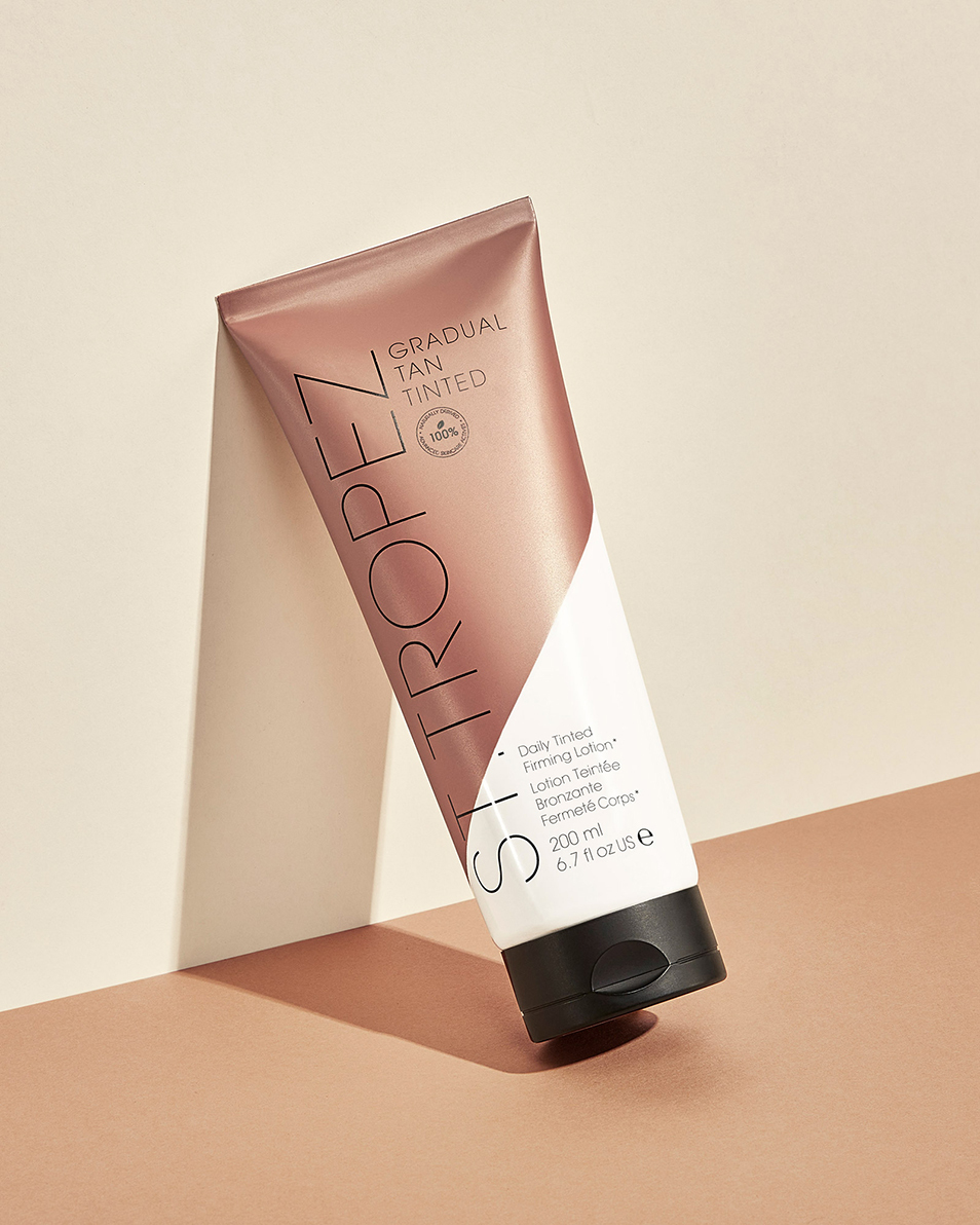ST. TROPEZ BRONZAGE PROGRESSIF TEINTÉ RAFFERMISSANT LAIT CORPOREL
