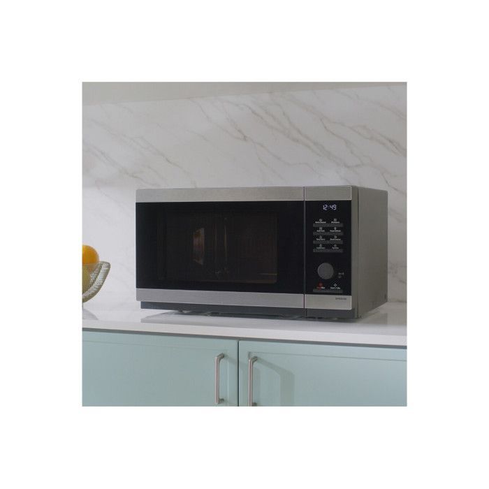 Samsung MG32DG4524CGE Mikrowelle + Grill