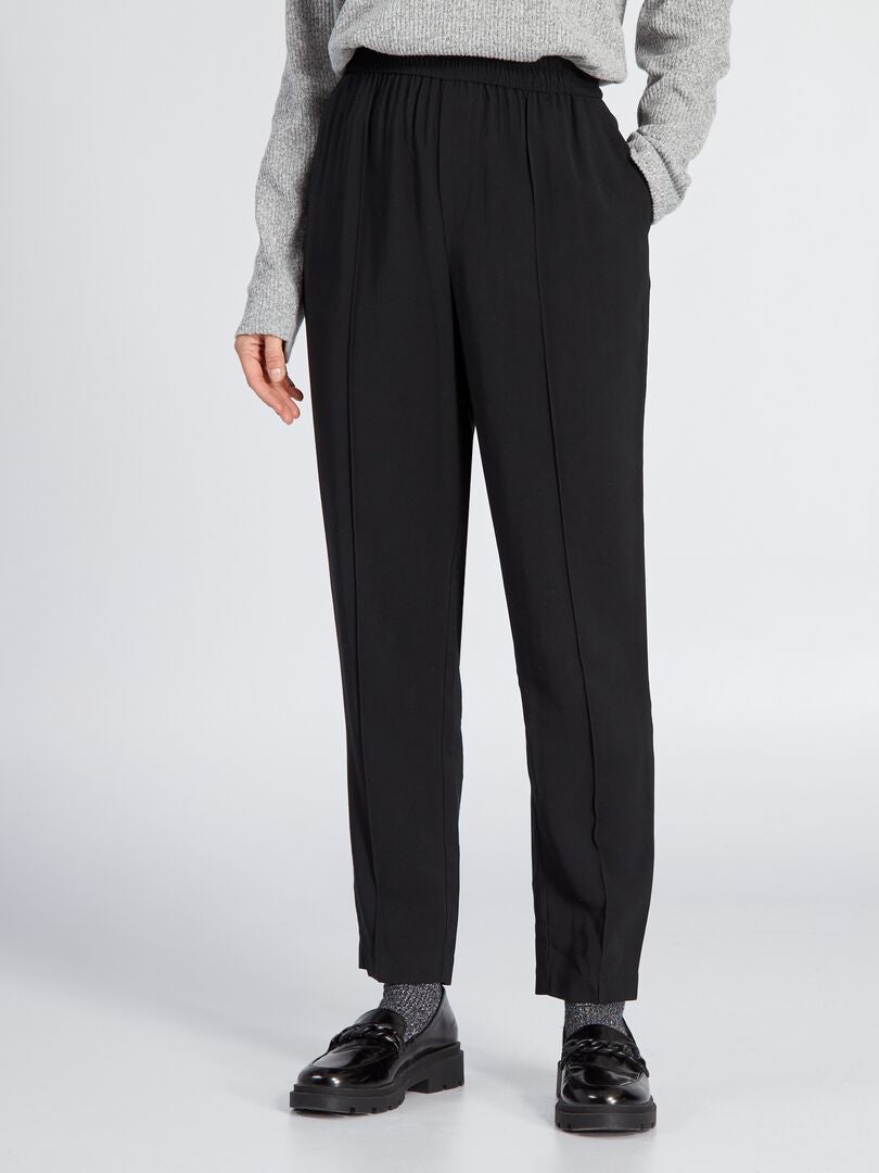 Calça jogger de sarja de corte regular - preta