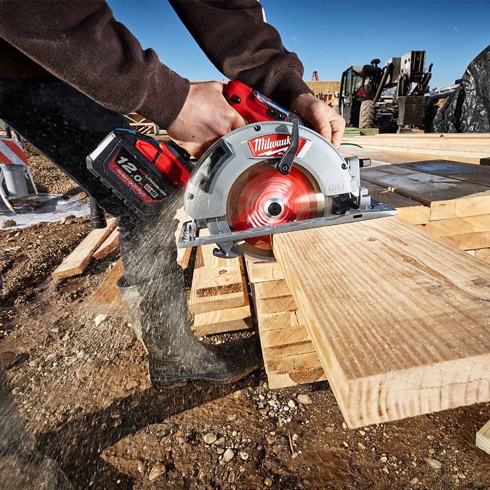 Serra circular Milwaukee Fuel 18V 184mm M18FCS66-0