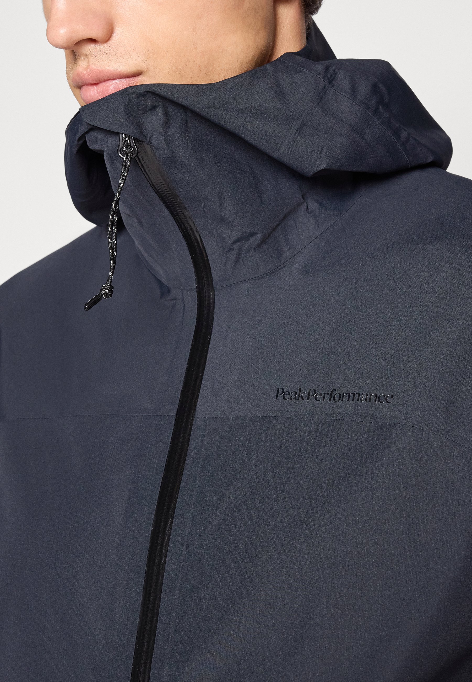 Peak Performance TREELINE PARKA - Waterdichte jas - zwart