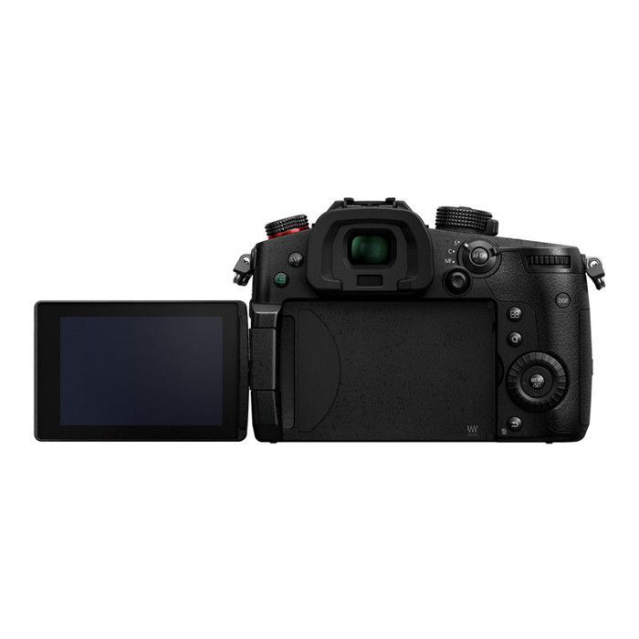 Fotocamera ibrida Panasonic Lumix GH5 Mark II (senza accessori)