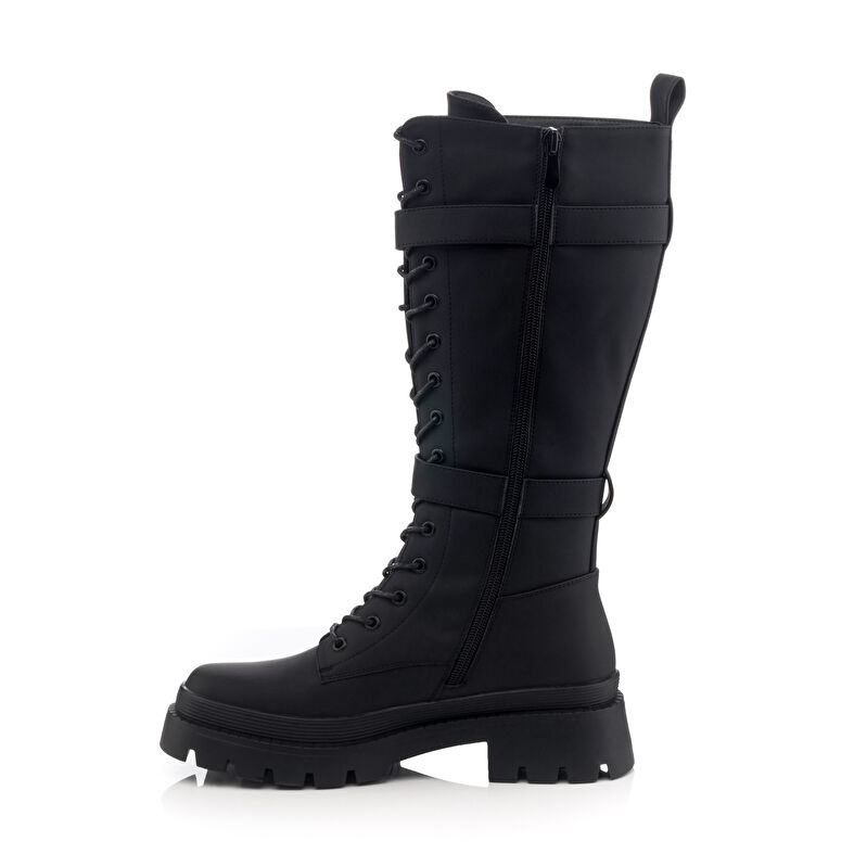  Botas negras de mujer