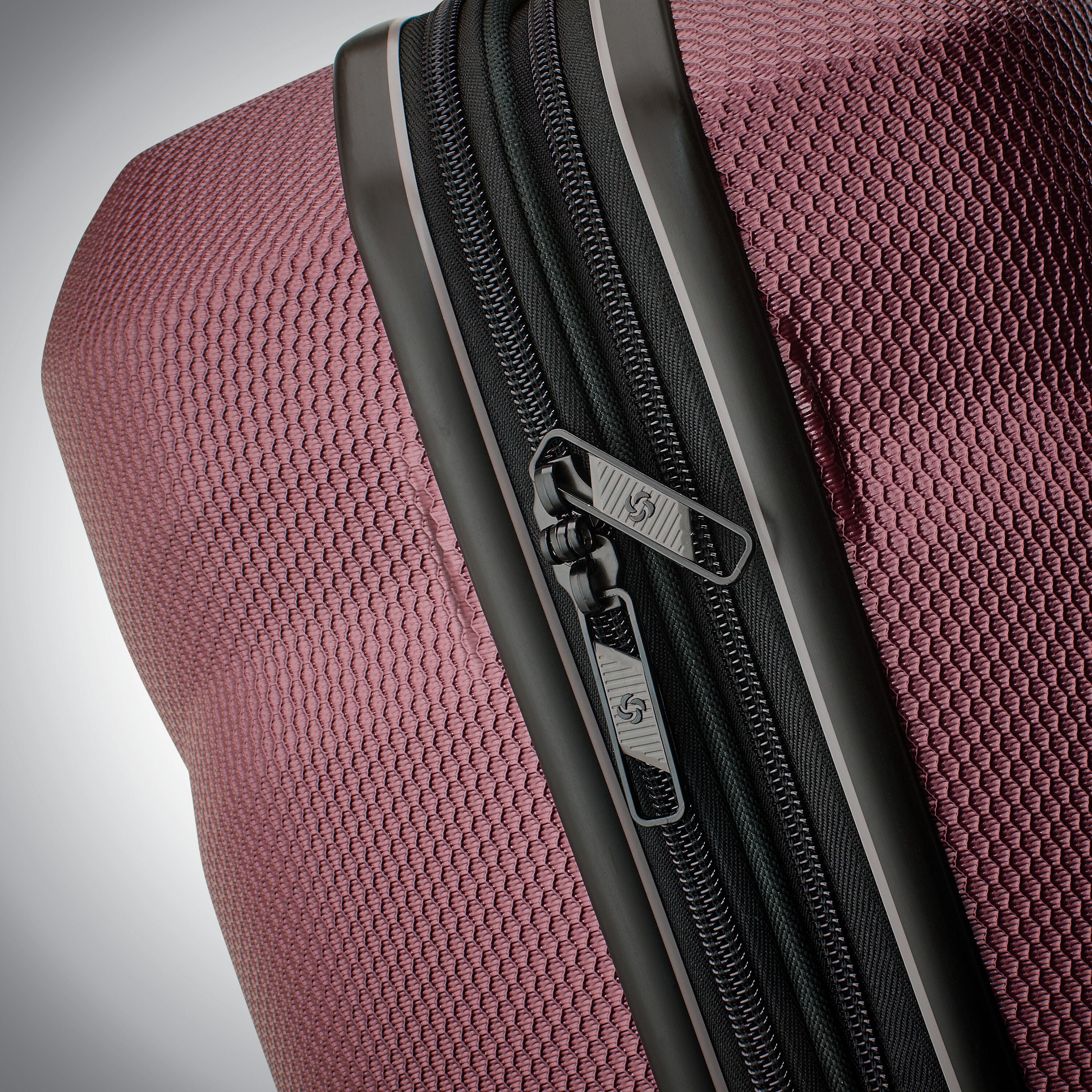 SAMSONITE PIVOT 2 3 RÉSZES KÉSZLET