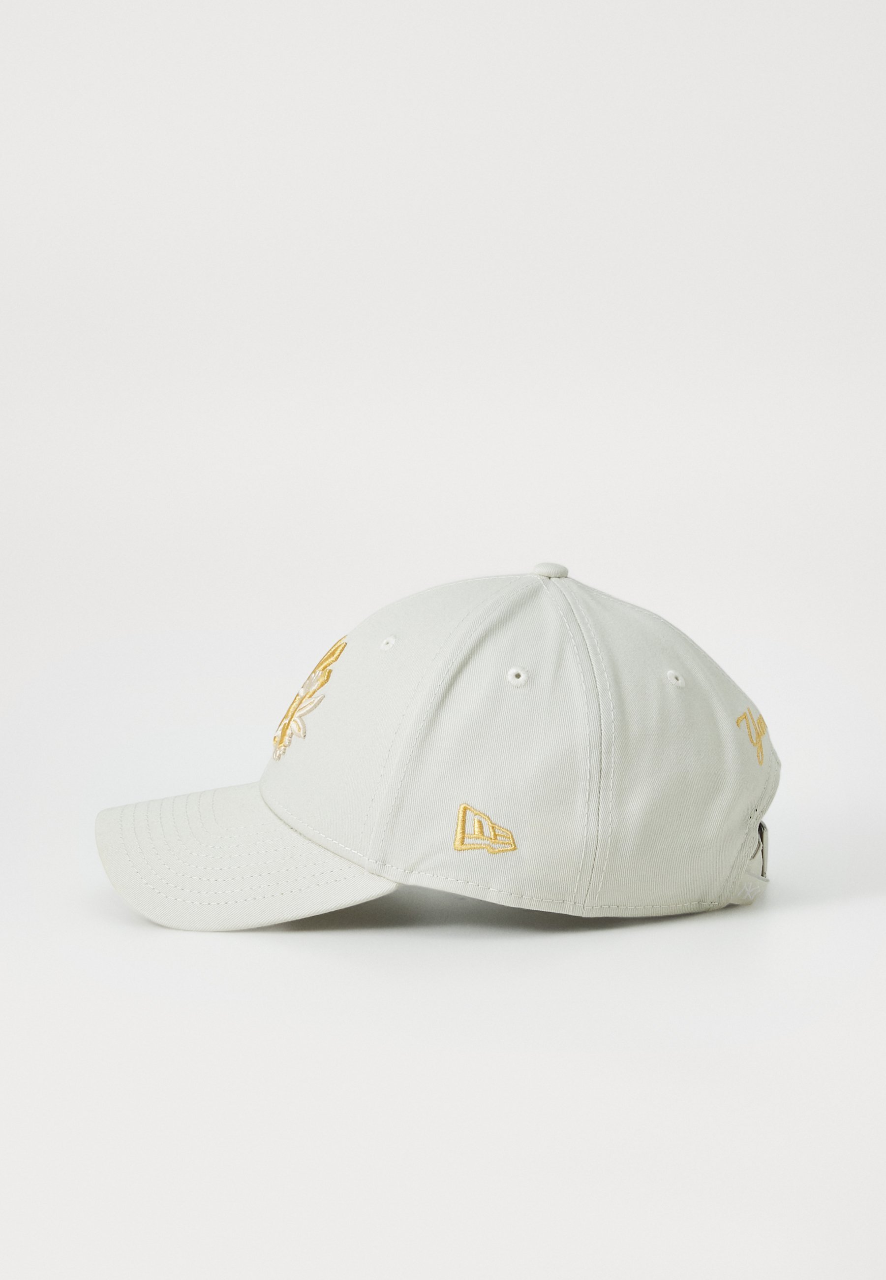 New Era petten