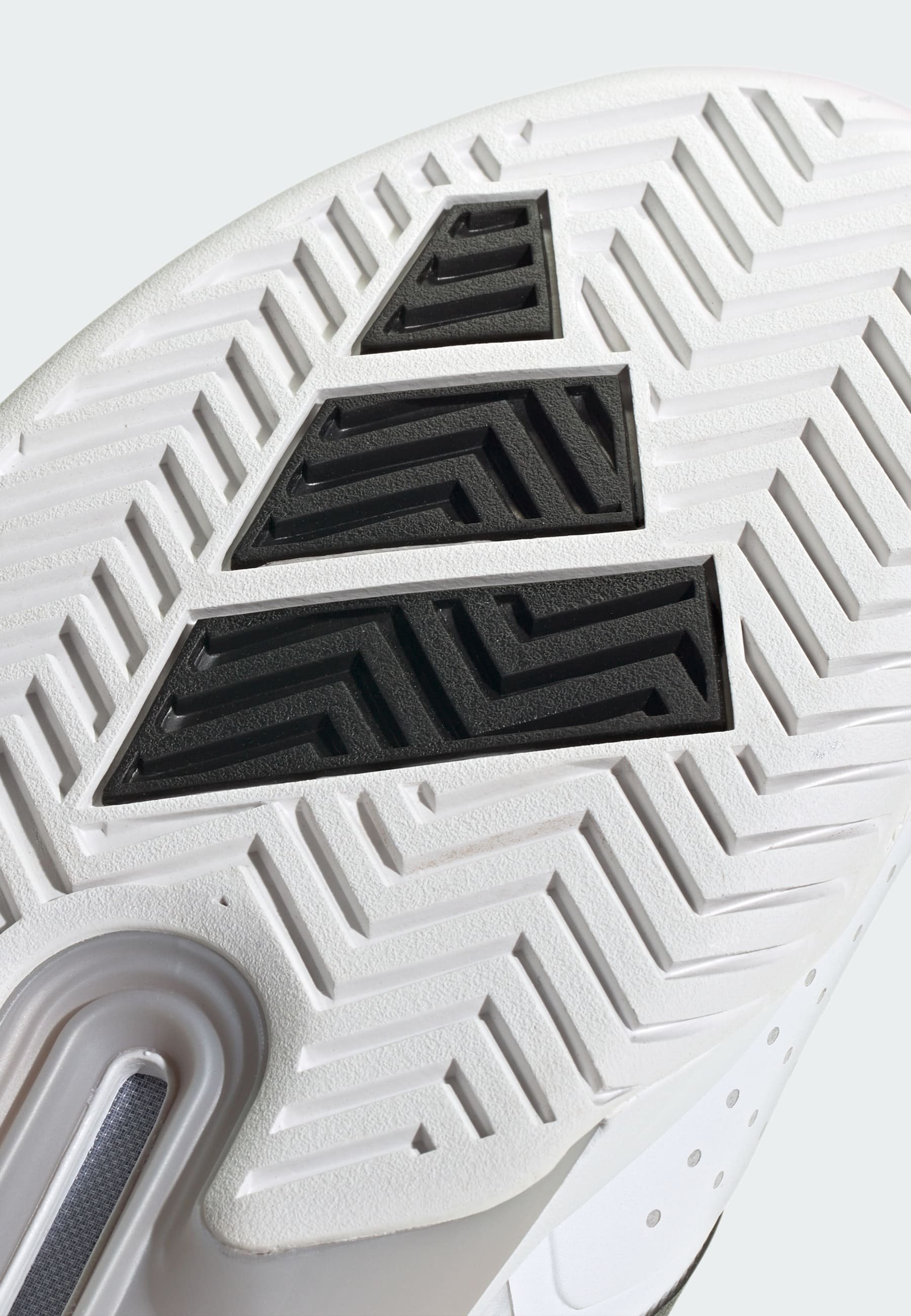 adidas Performance ADIZERO UBERSONIC 5 - Multicourt tennisschoenen - wolkwit, kernzwart, zilver metallic