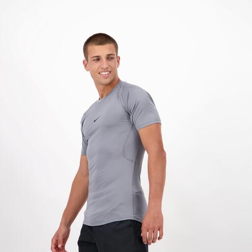 Nike Pro