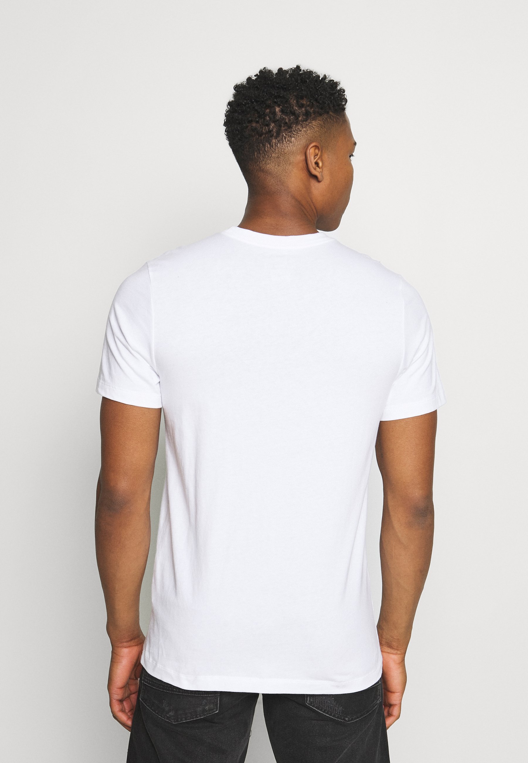 Nike Sportswear TEE ICON - T-shirt met print - wit/(zwart)