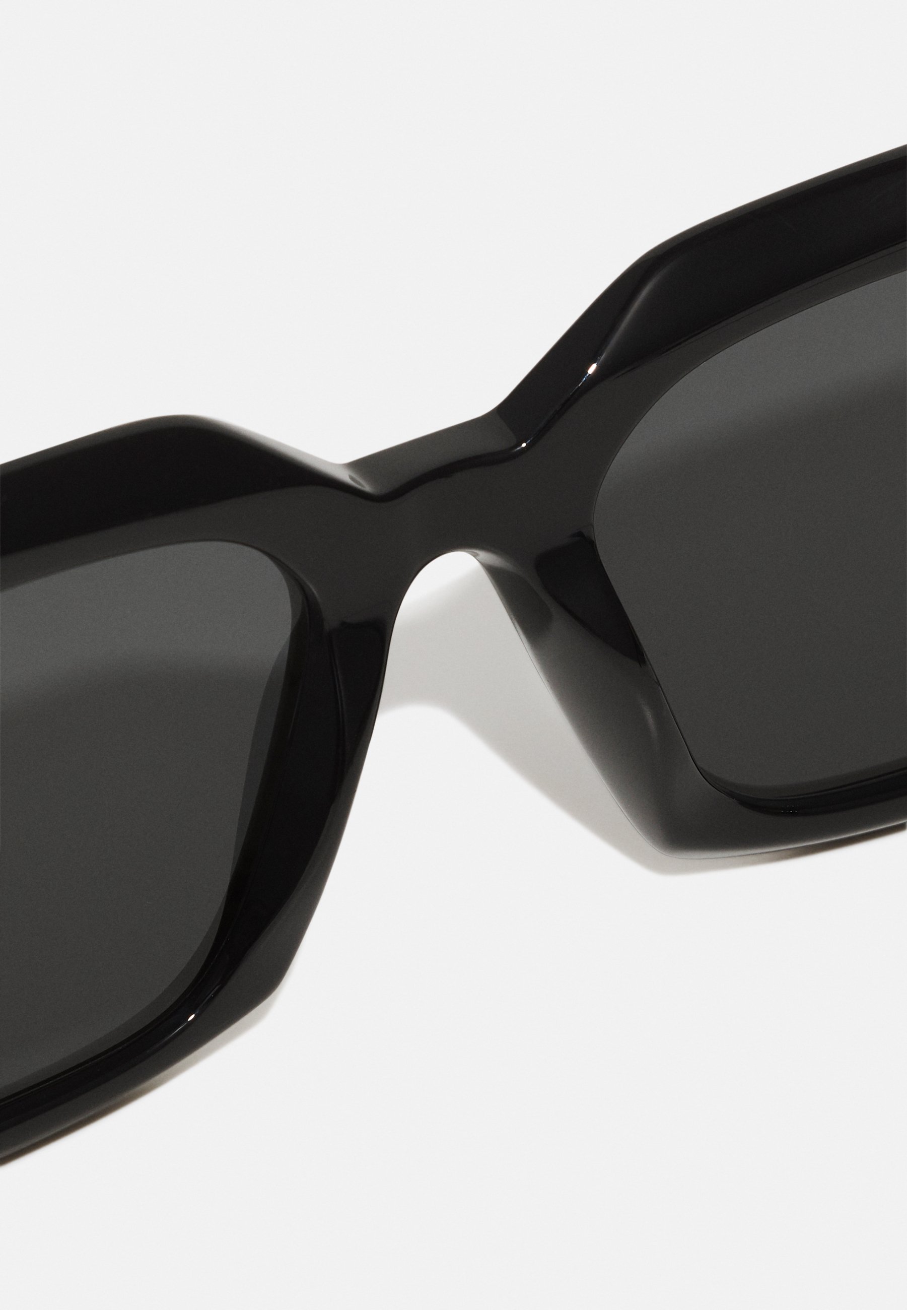 Burberry DAISY - Sonnenbrille - schwarz