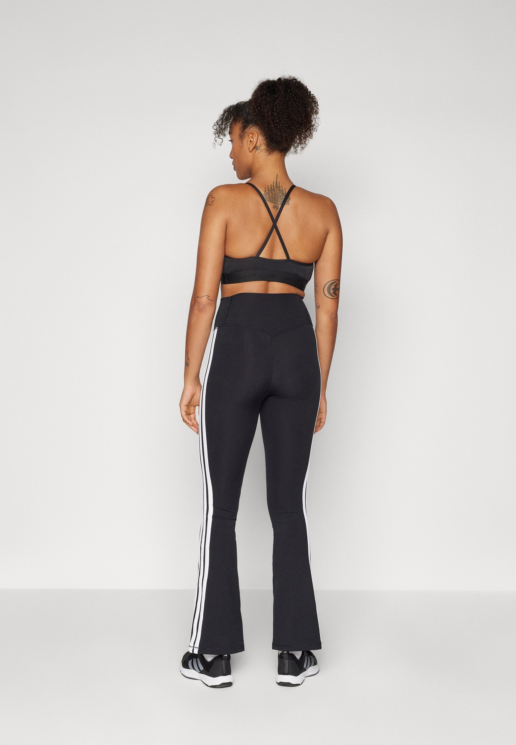 Leggings évasés adidas Performance OPTIME ESSENTIALS 3 STRIPES - Noir/Blanc