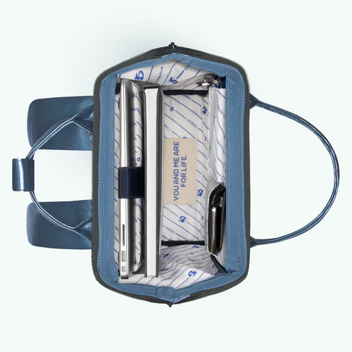 Cabaia Adventurer Small Larissa Rucksack, marineblau