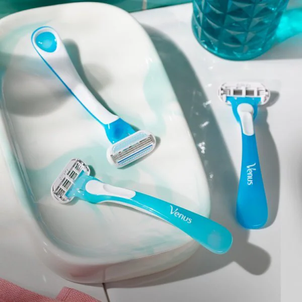 Rasoio usa e getta Gillette Venus Oceana da donna, confezione da 3