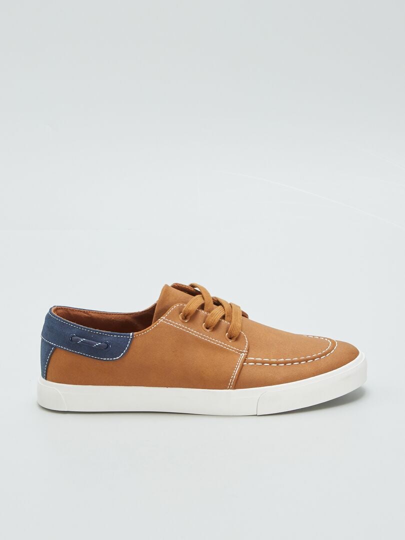Sapatos náuticos com cadarço - MARROM