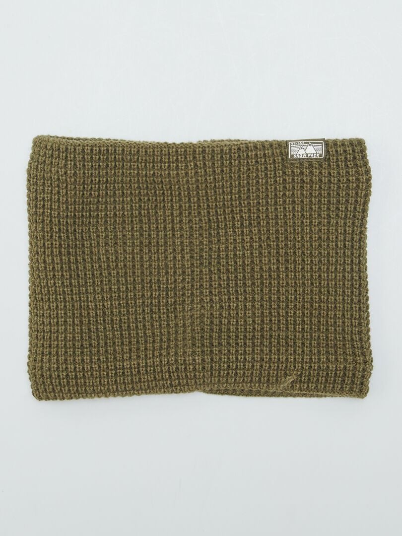 Gorro y bufanda de punto acanalado color caqui