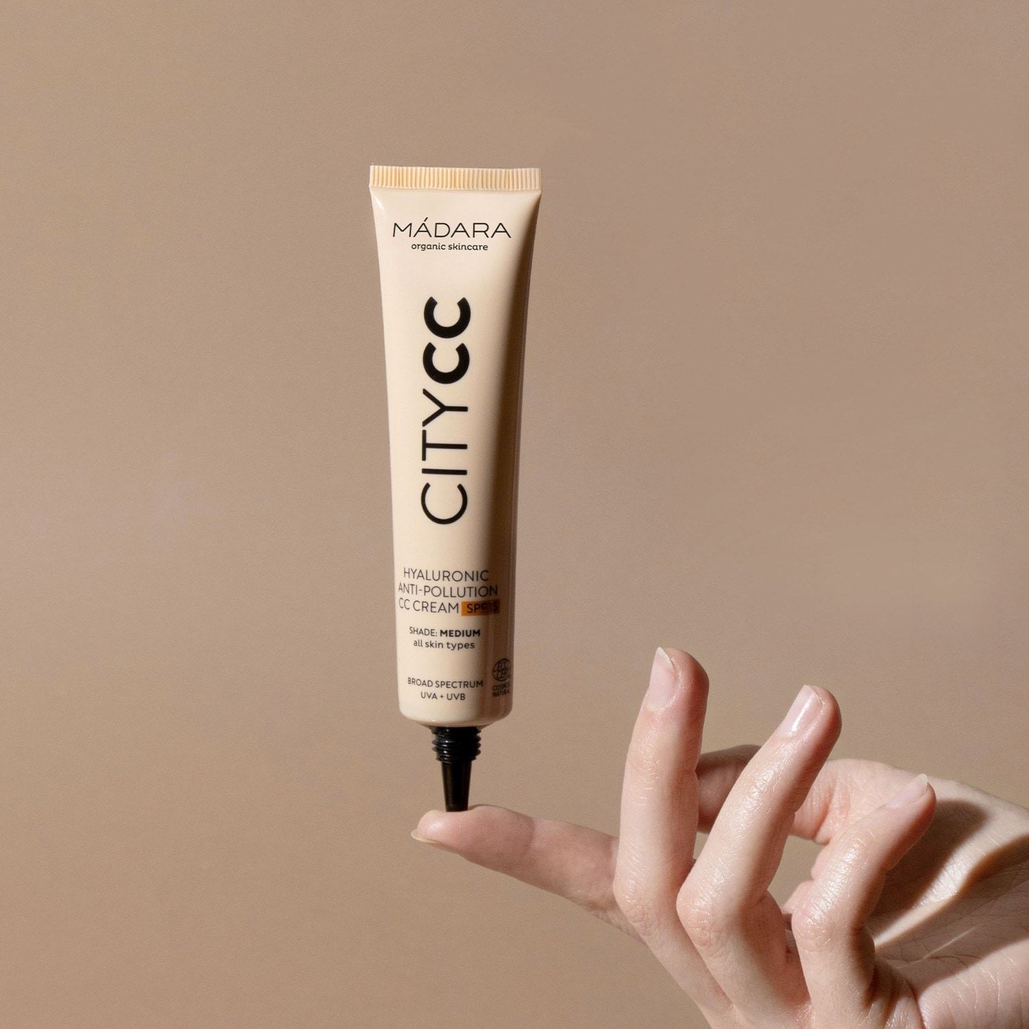 MÁDARA CC City krēms CC CITYCC pretpiesārņojuma hialuronskābe SPF15 - 40 ml