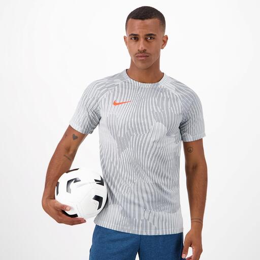 Nike Academy 23
