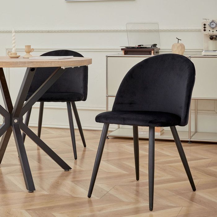 Chairs – Classic, velvet, black (Set of 4)