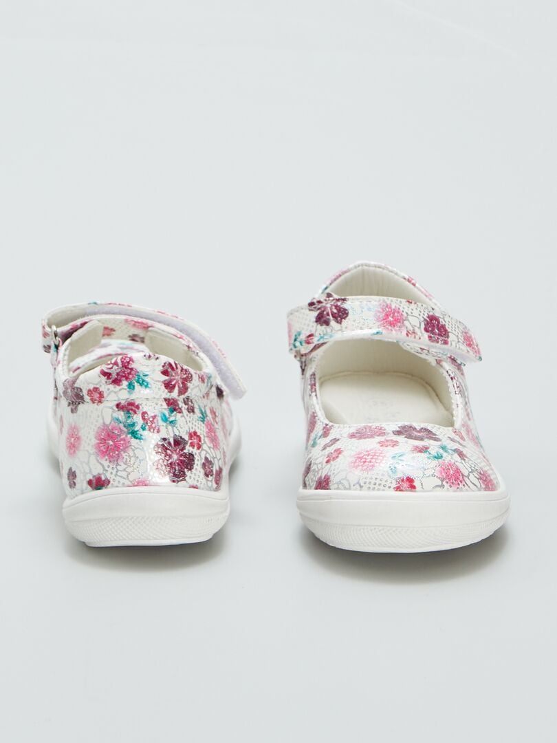 Babyschoentjes met bloemenprint - ROZE