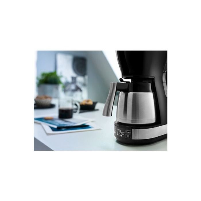 Cafetera de filtro DeLonghi Autentica ICM 16731 - 10 tazas - Negra, acero inoxidable