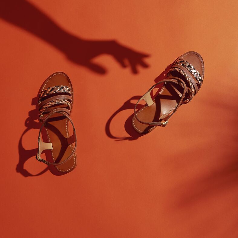Sandalias marrones para mujer / Zapatos de punta abierta