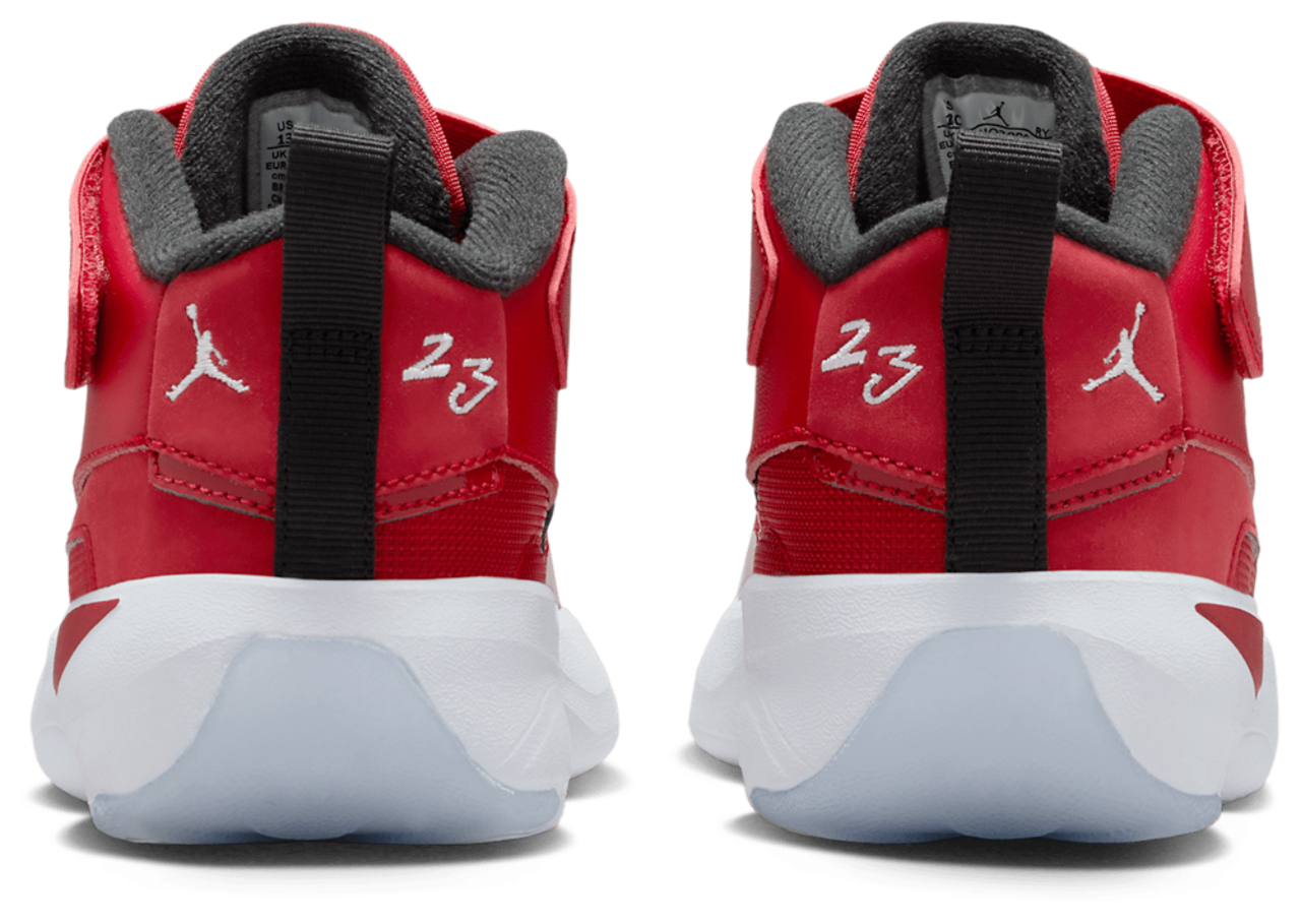 Jordan Max Aura 7