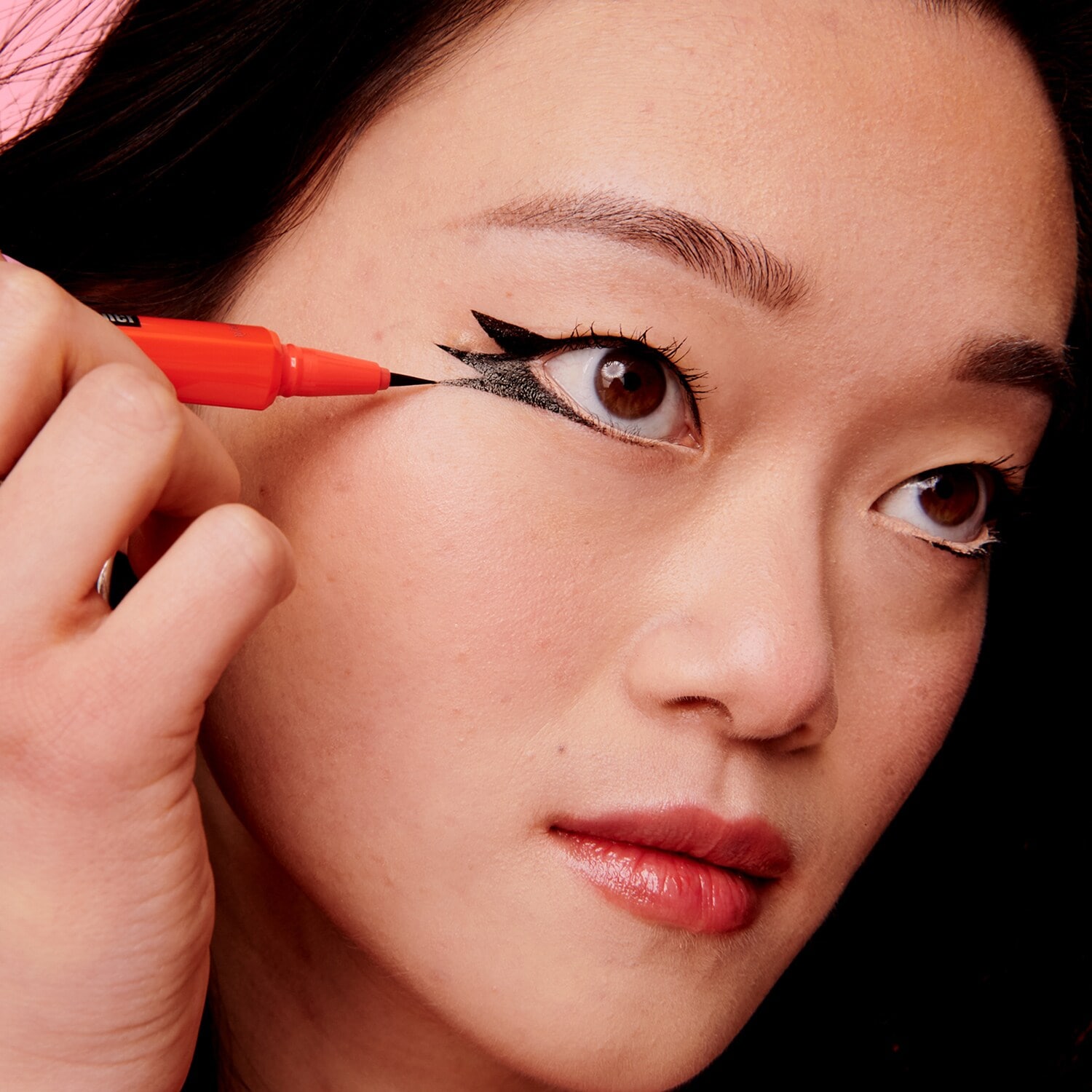 Sunt reale! Xtreme Precision Liner – Tuș de ochi lichid rezistent la apă