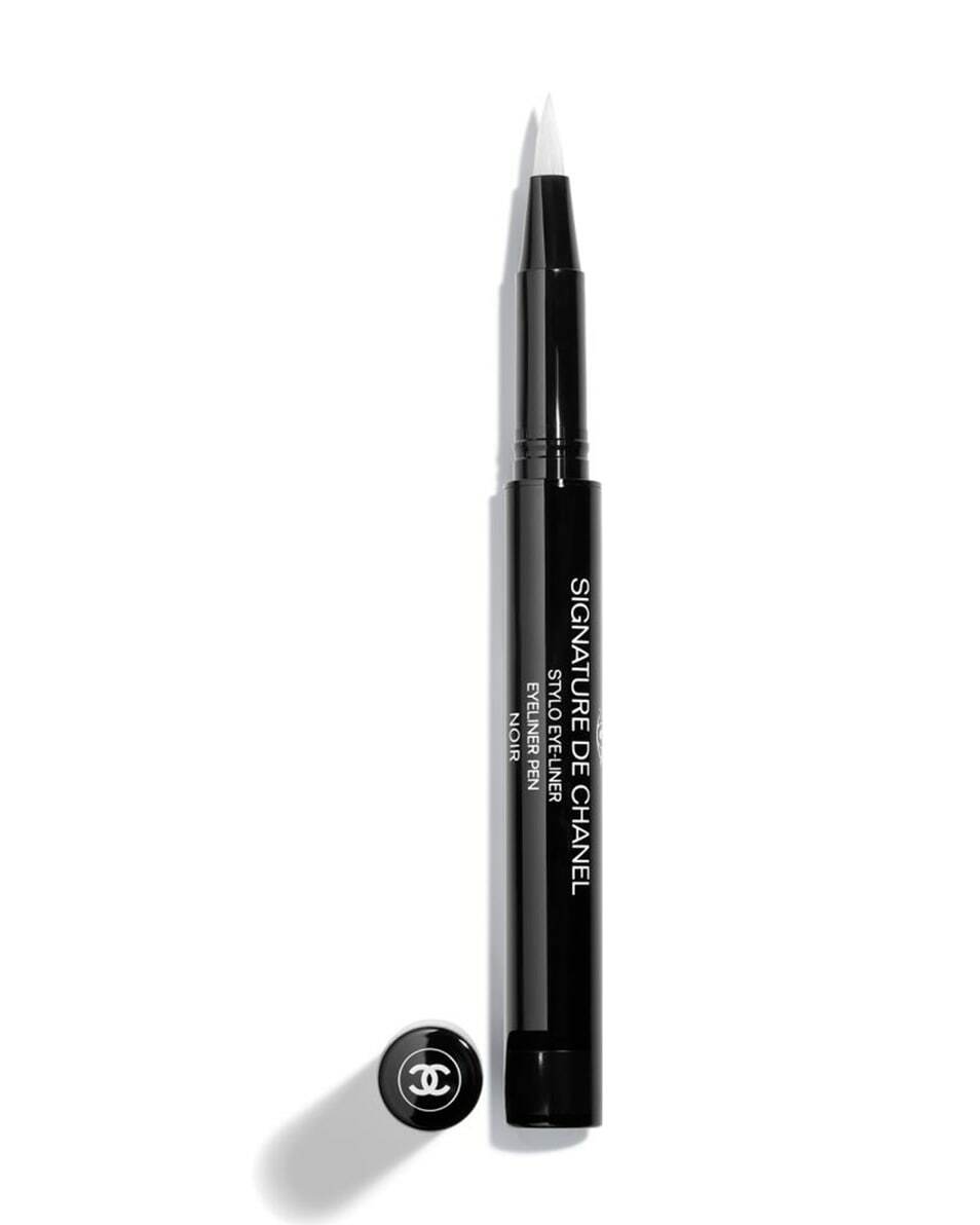 CHANEL SIGNATURE OČNÍ LINKA CHANEL PRO DLOUHOTRVAJÍCÍ A INTENZIVNÍ VÝSLEDEK