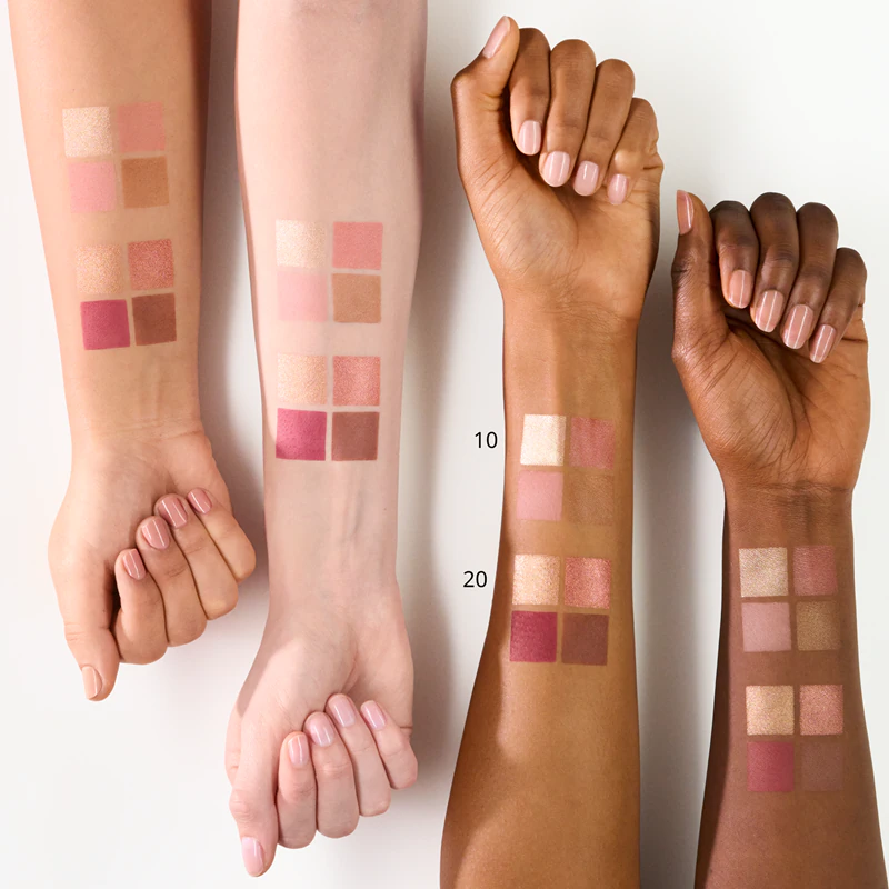 paleta rozjasňovačov a líceniek essence Radiant Light